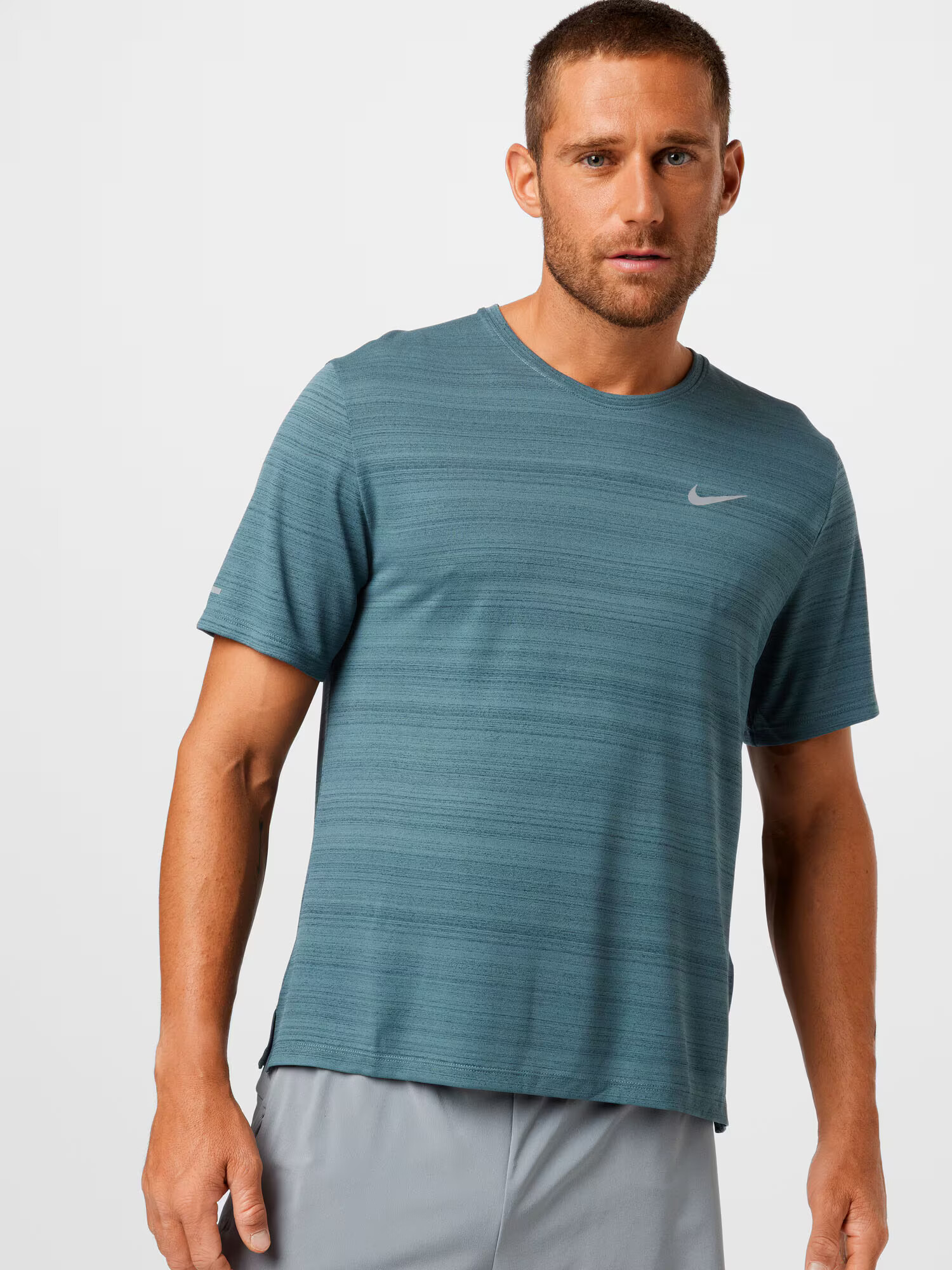 NIKE Tricou funcțional 'Miler' azuriu - Pled.ro