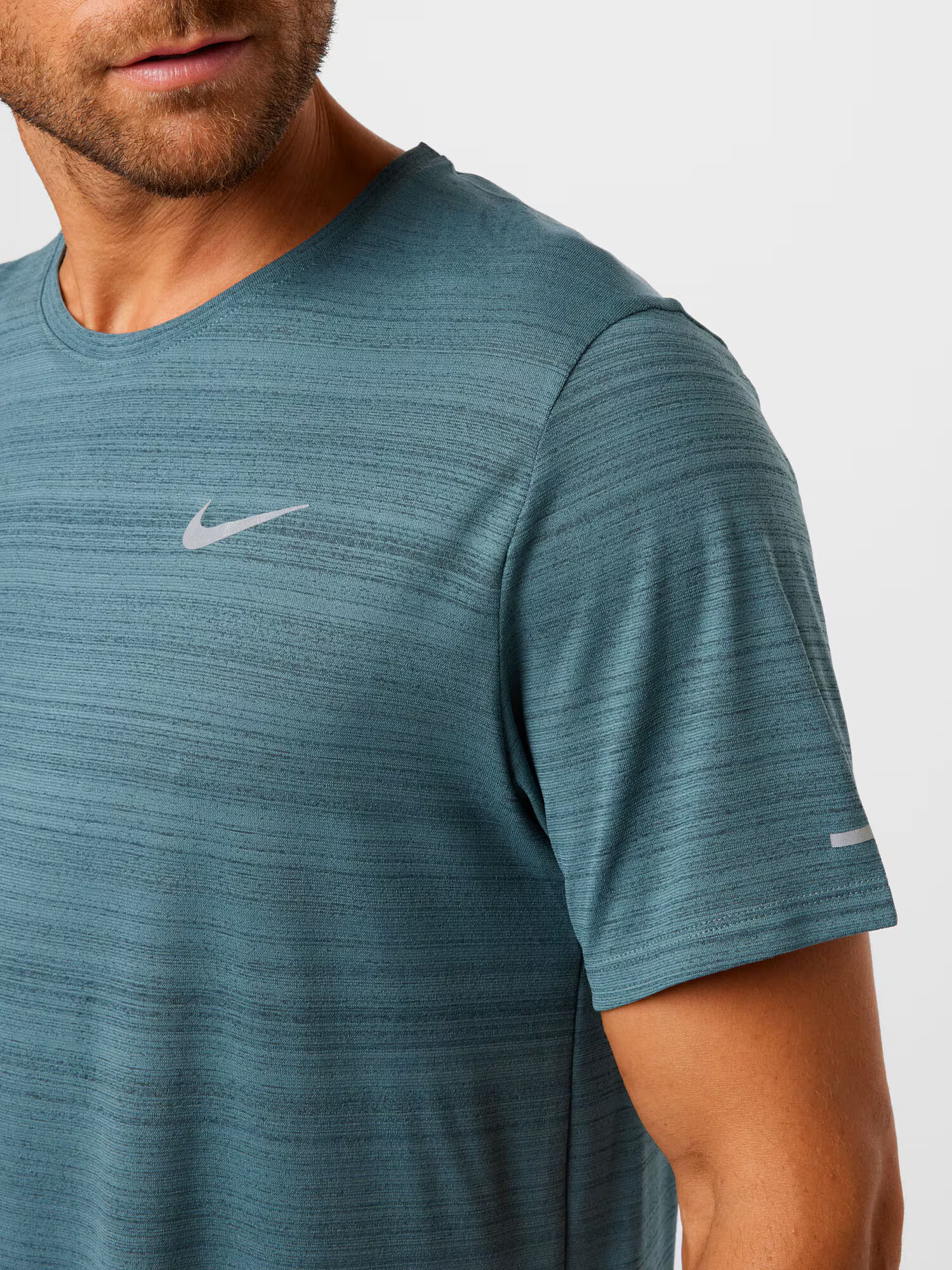 NIKE Tricou funcțional 'Miler' azuriu - Pled.ro