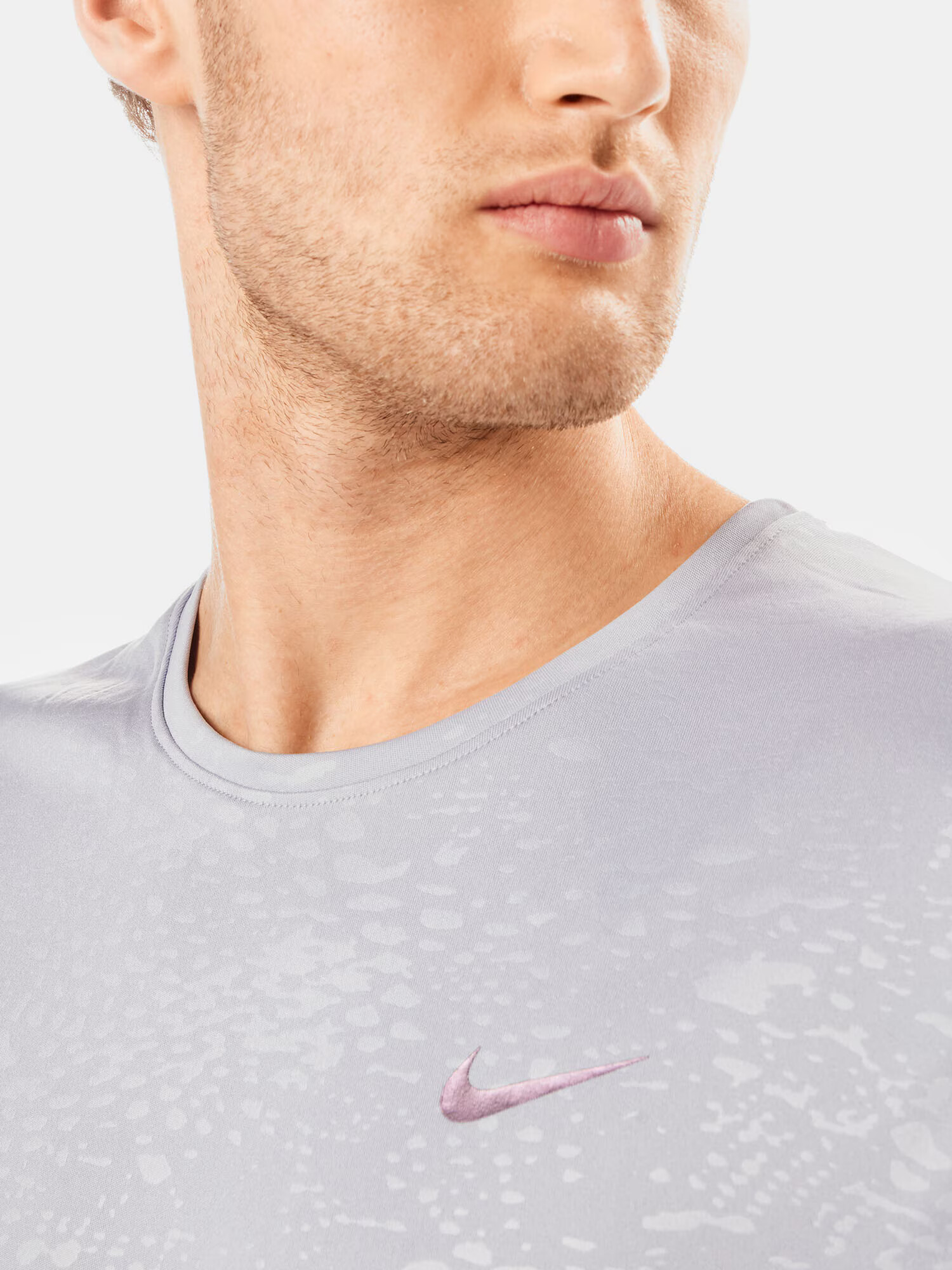 NIKE Tricou funcțional 'Miler Run Division' gri - Pled.ro