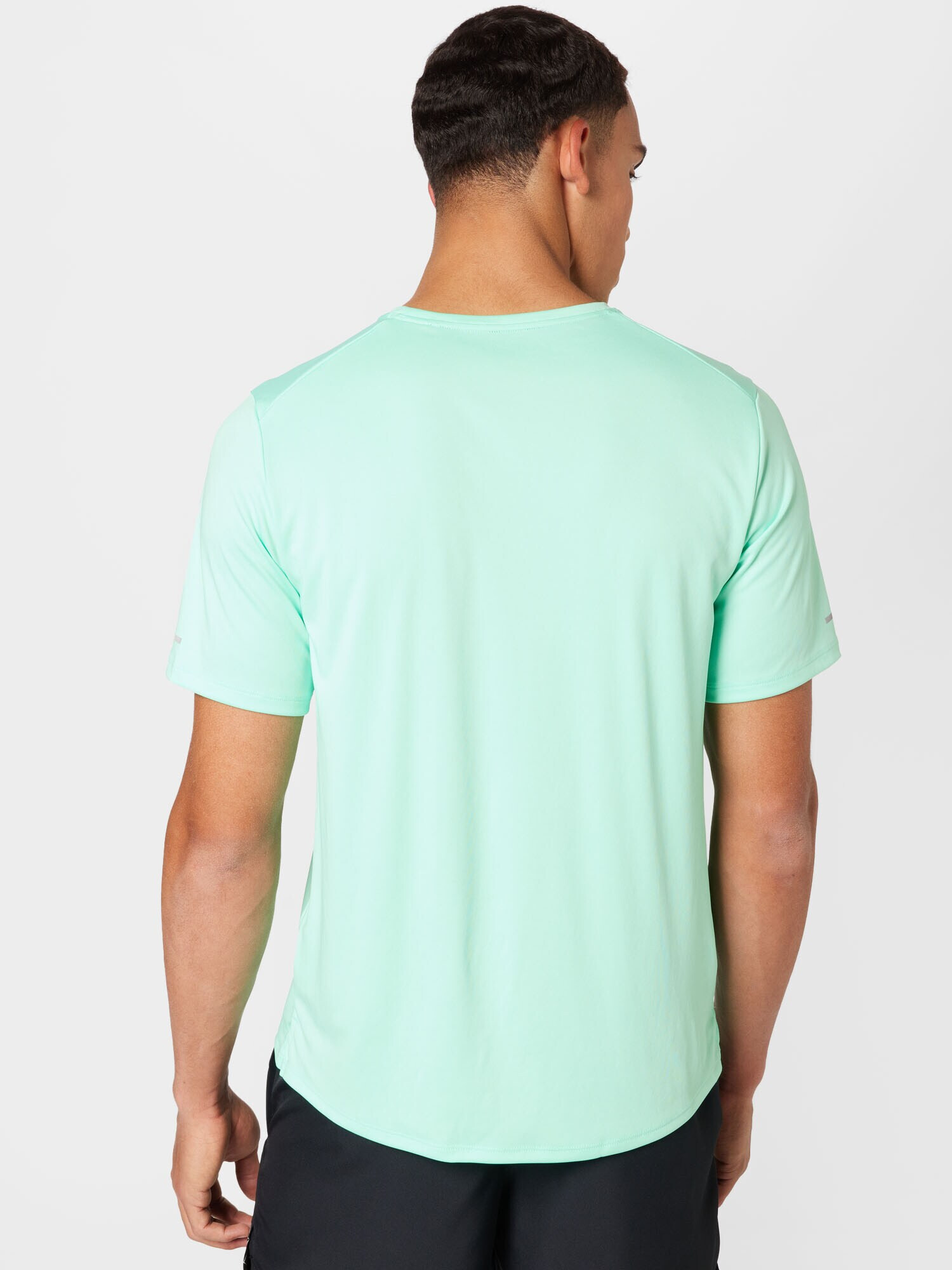 NIKE Tricou funcțional 'Miller' gri / verde pastel - Pled.ro