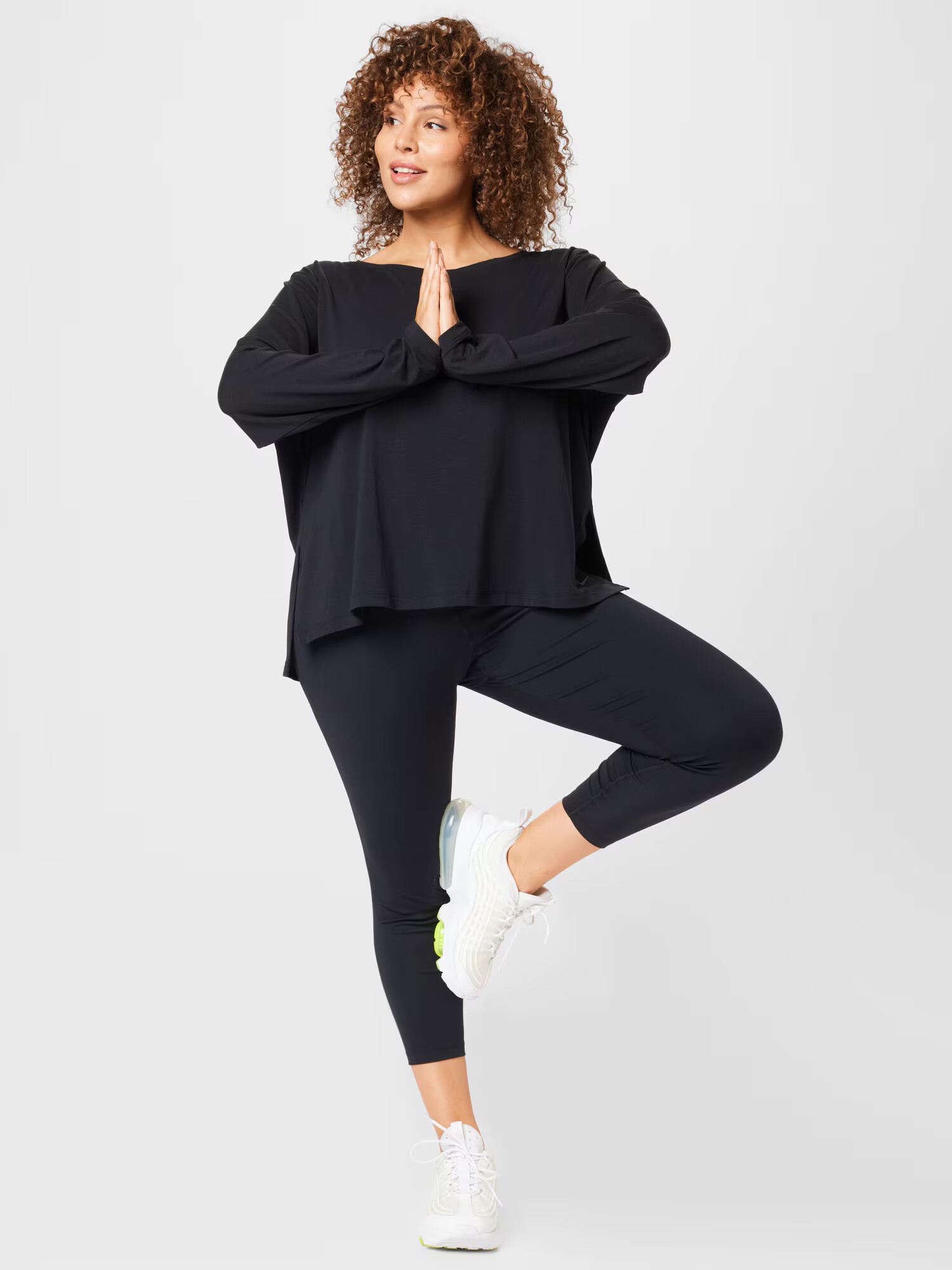 NIKE Tricou funcțional negru - Pled.ro