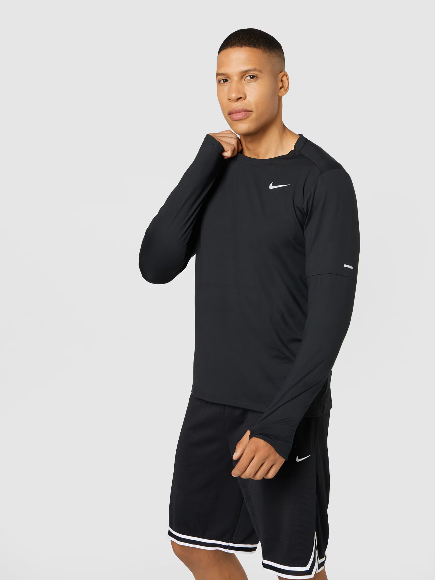 NIKE Tricou funcțional negru / alb - Pled.ro