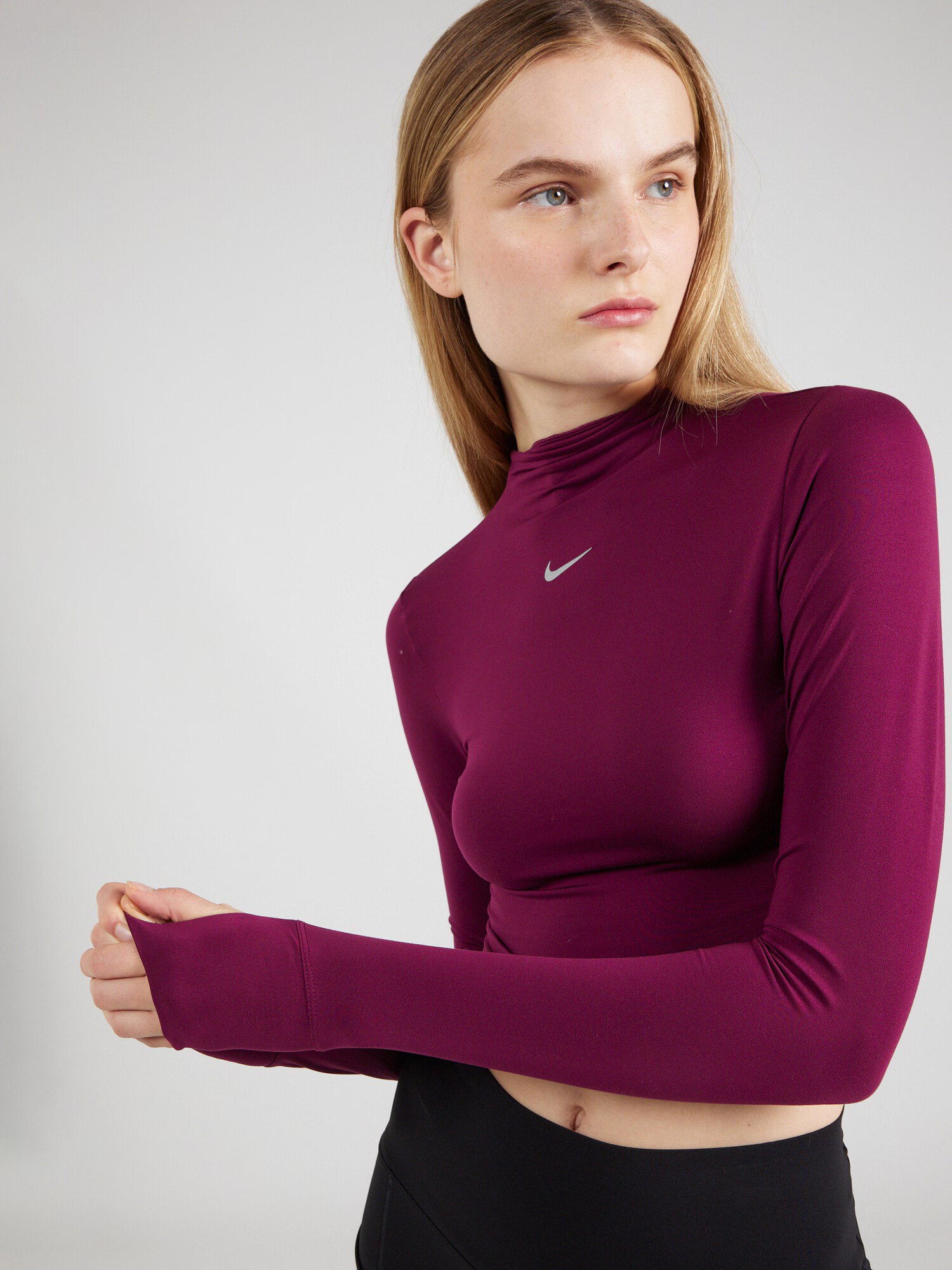 NIKE Tricou funcțional 'ONE LUXE ESS' rubiniu / alb - Pled.ro