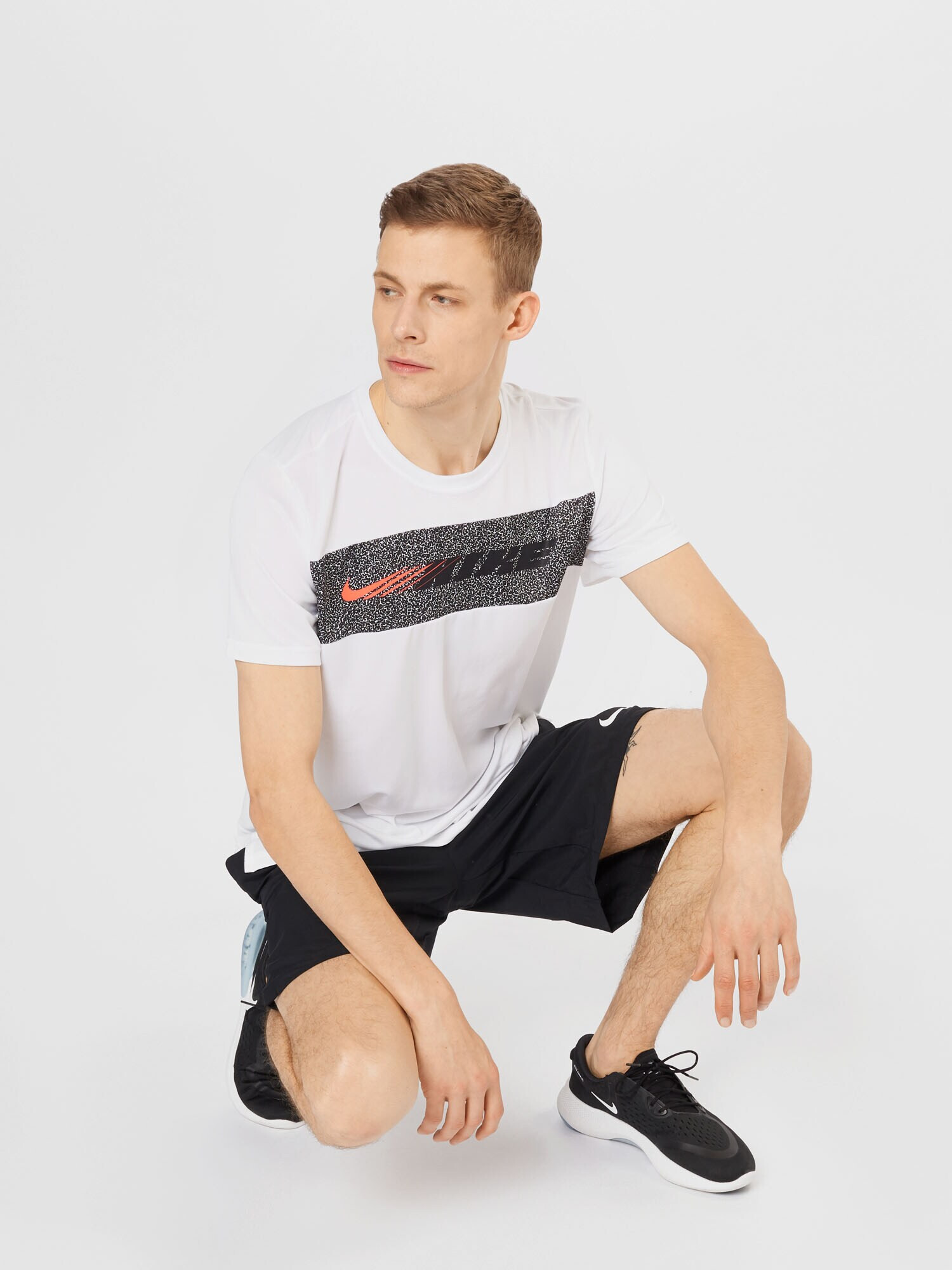 NIKE Tricou funcțional 'Superset Clash' portocaliu somon / negru / alb - Pled.ro