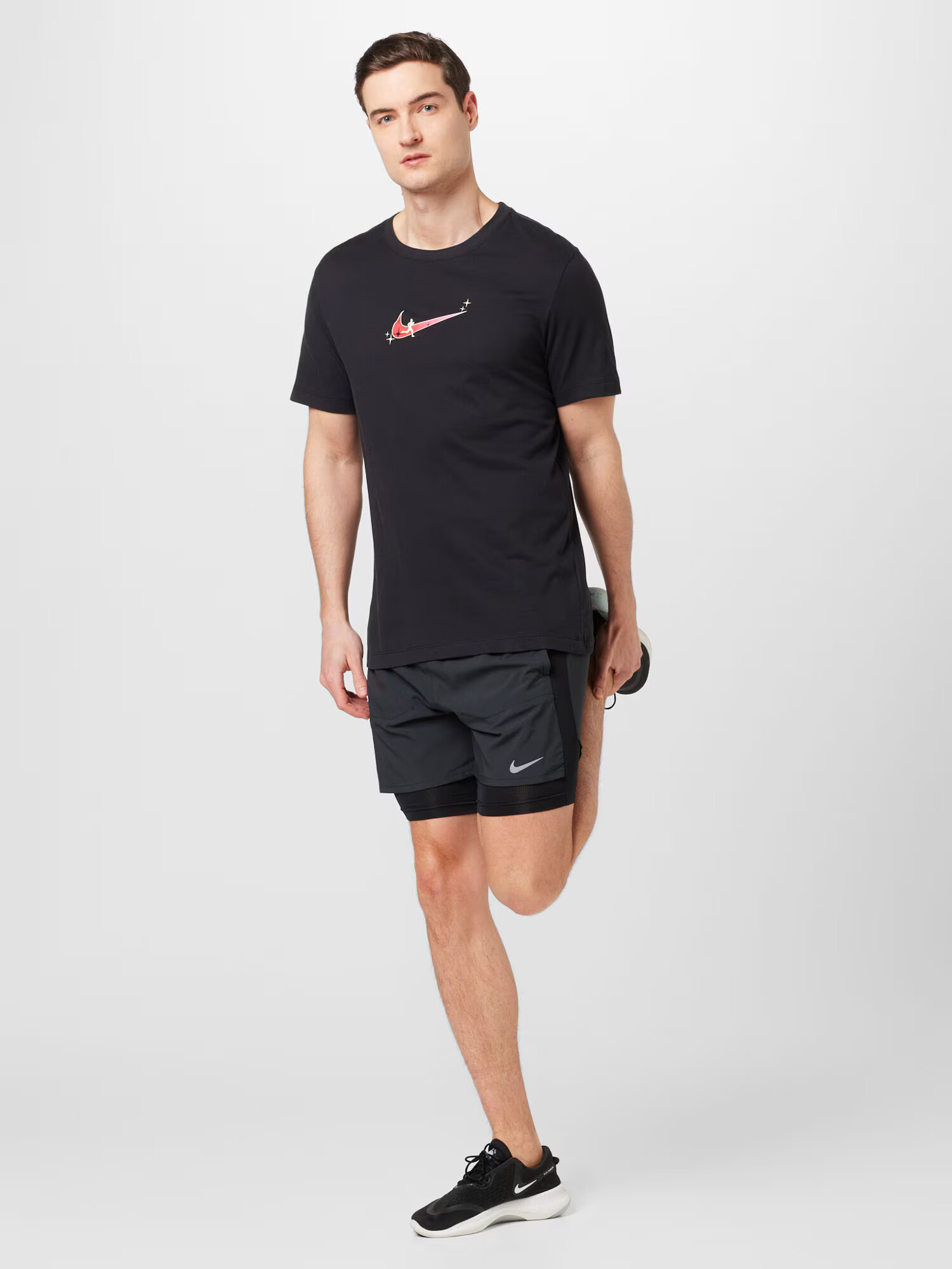 NIKE Tricou funcțional roșu / negru / alb - Pled.ro