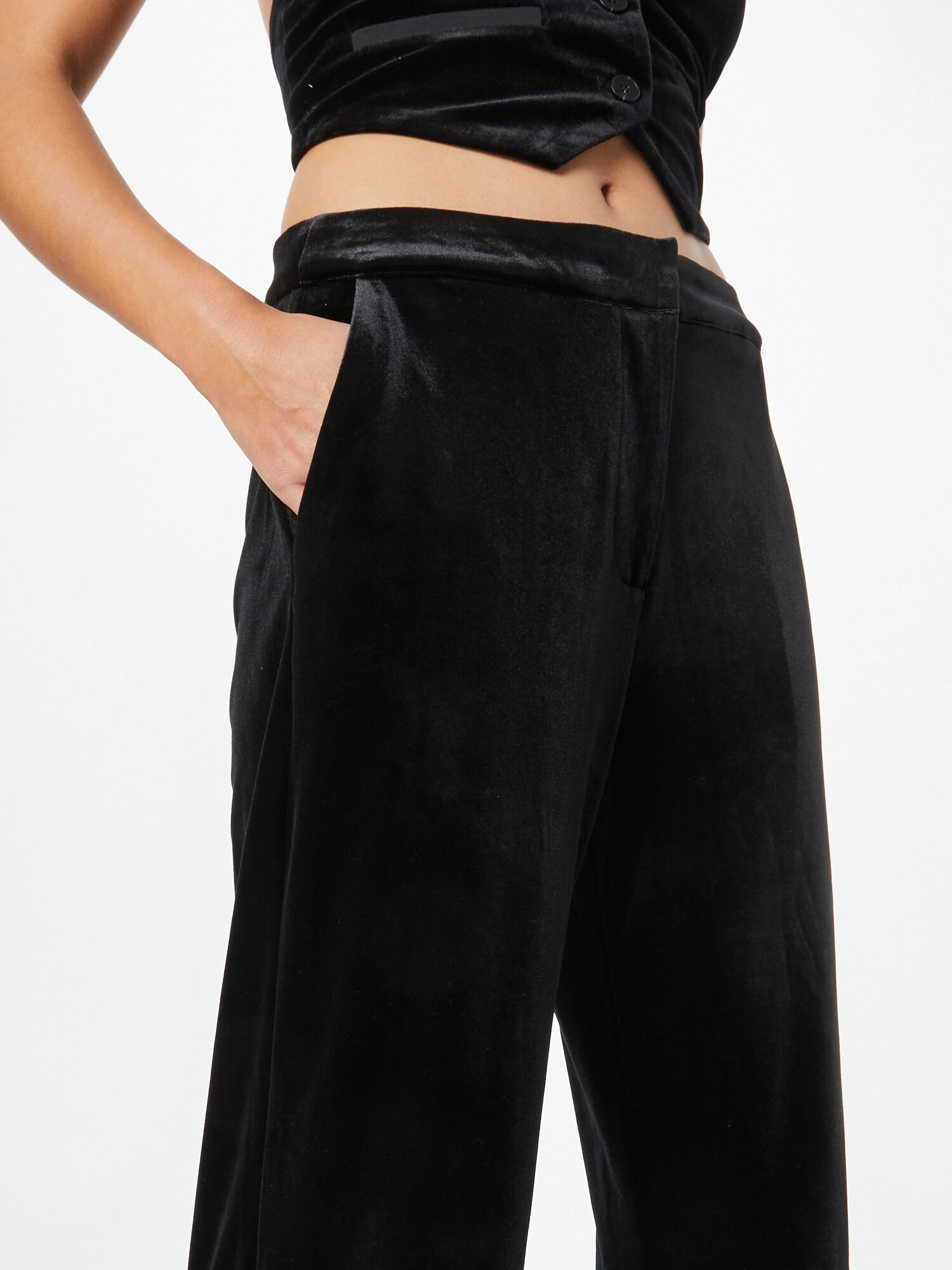 NLY by Nelly Pantaloni negru - Pled.ro