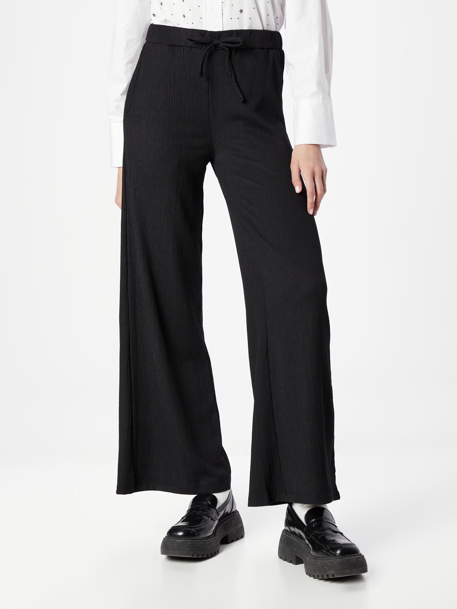 NLY by Nelly Pantaloni negru - Pled.ro