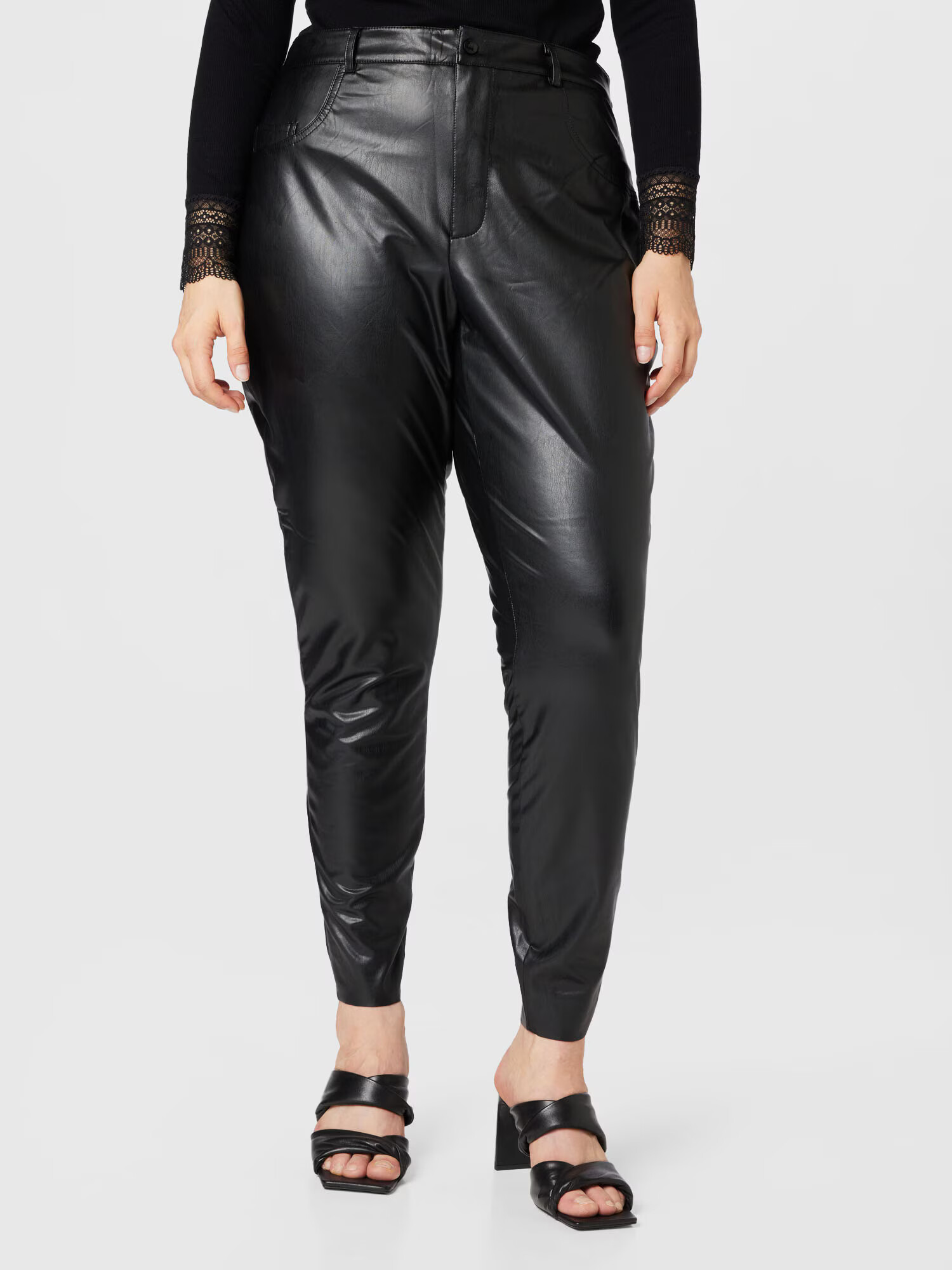 Noisy May Curve Pantaloni 'Elly' negru - Pled.ro