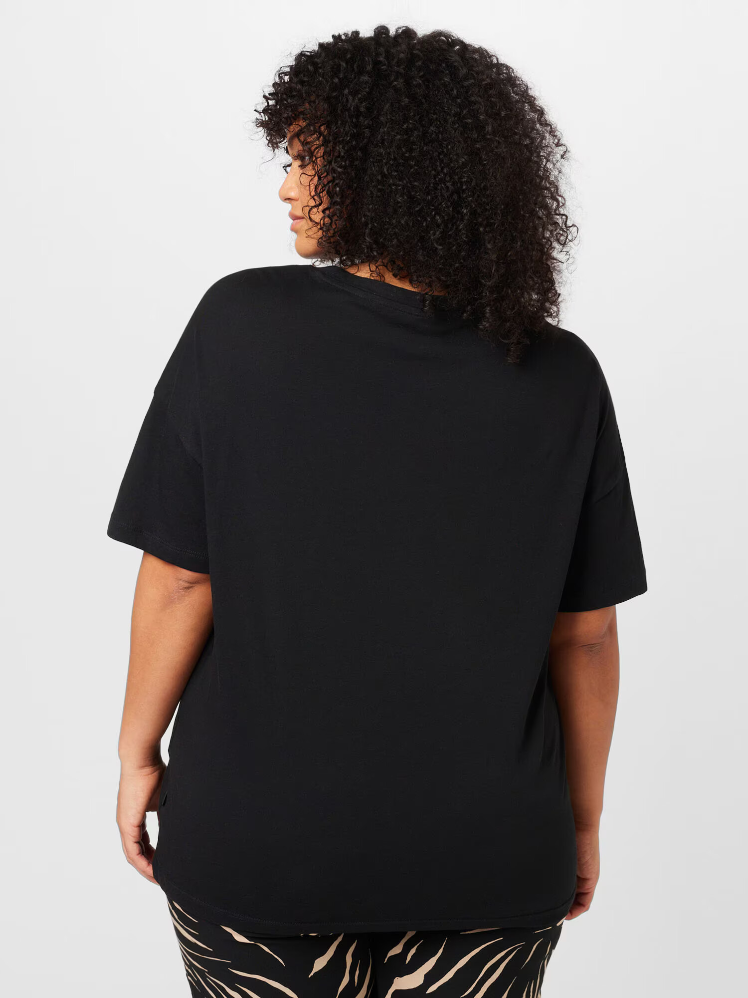 Noisy May Curve Tricou 'IDA' negru - Pled.ro