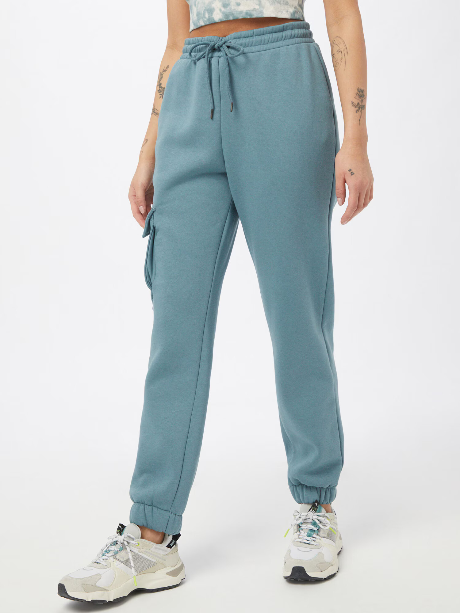 Noisy may Pantaloni cu buzunare 'Asya' albastru pastel - Pled.ro