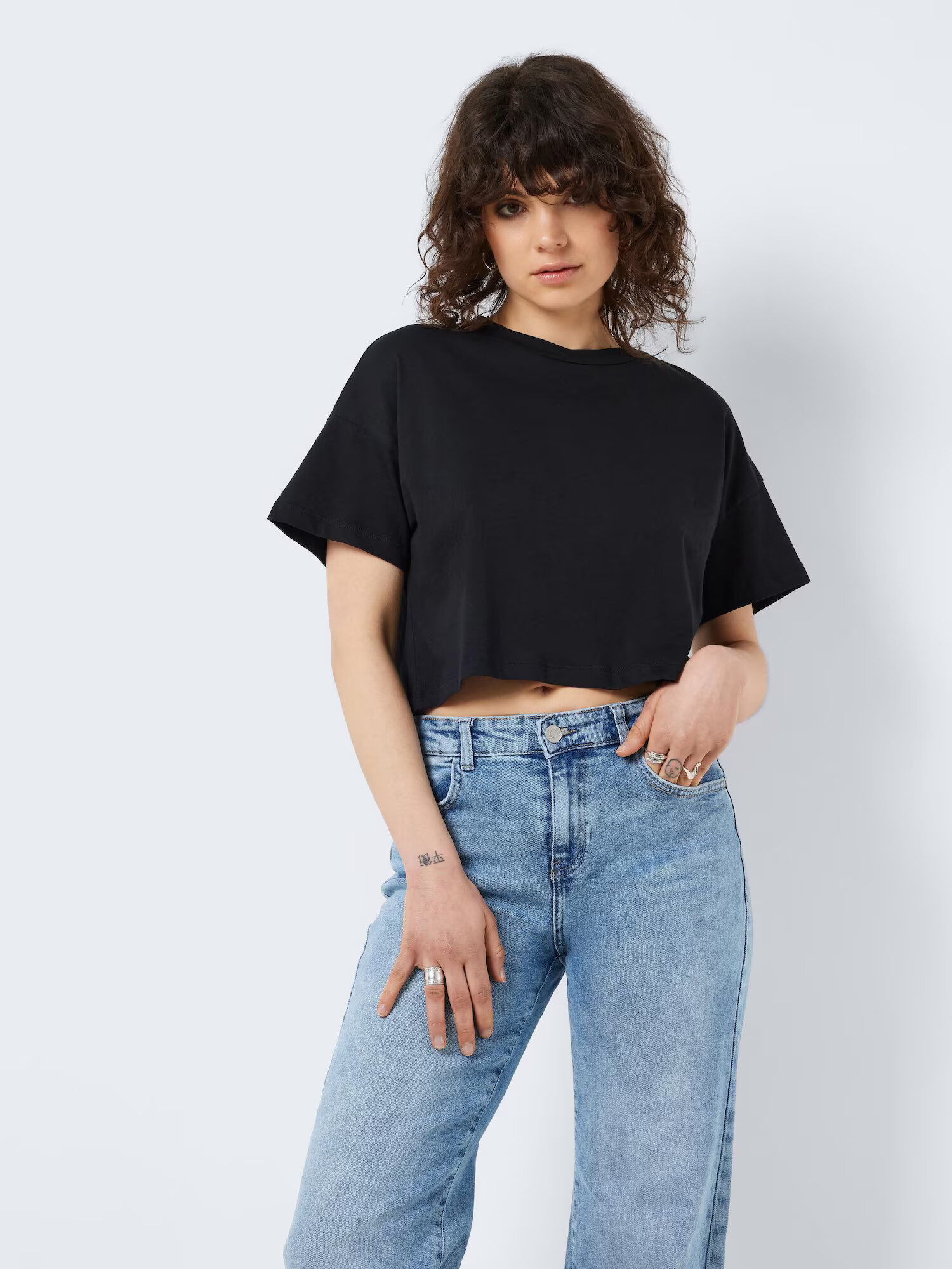 Noisy may Tricou 'ALENA' negru - Pled.ro