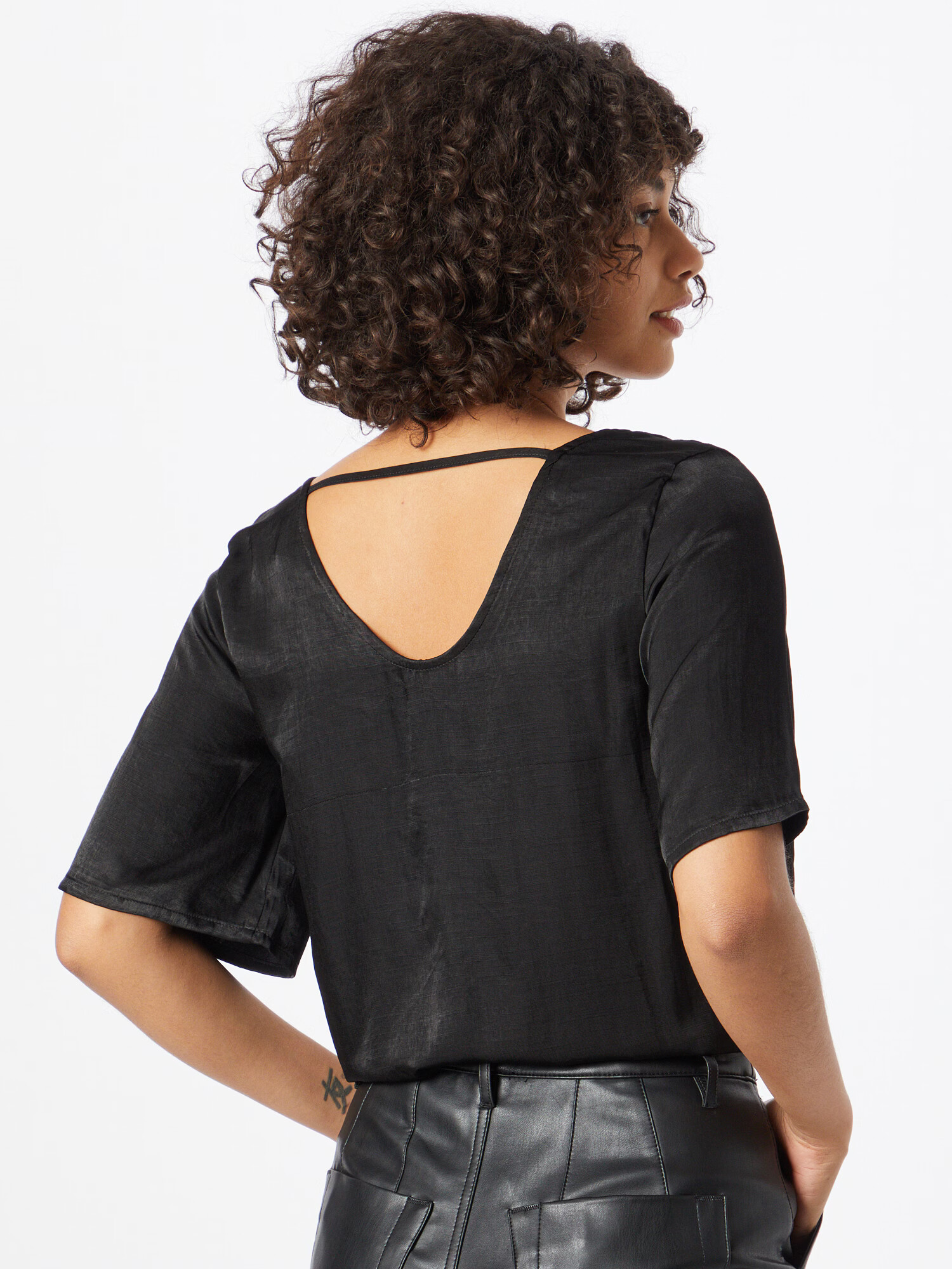 Noisy may Tricou body 'RAINY' negru - Pled.ro