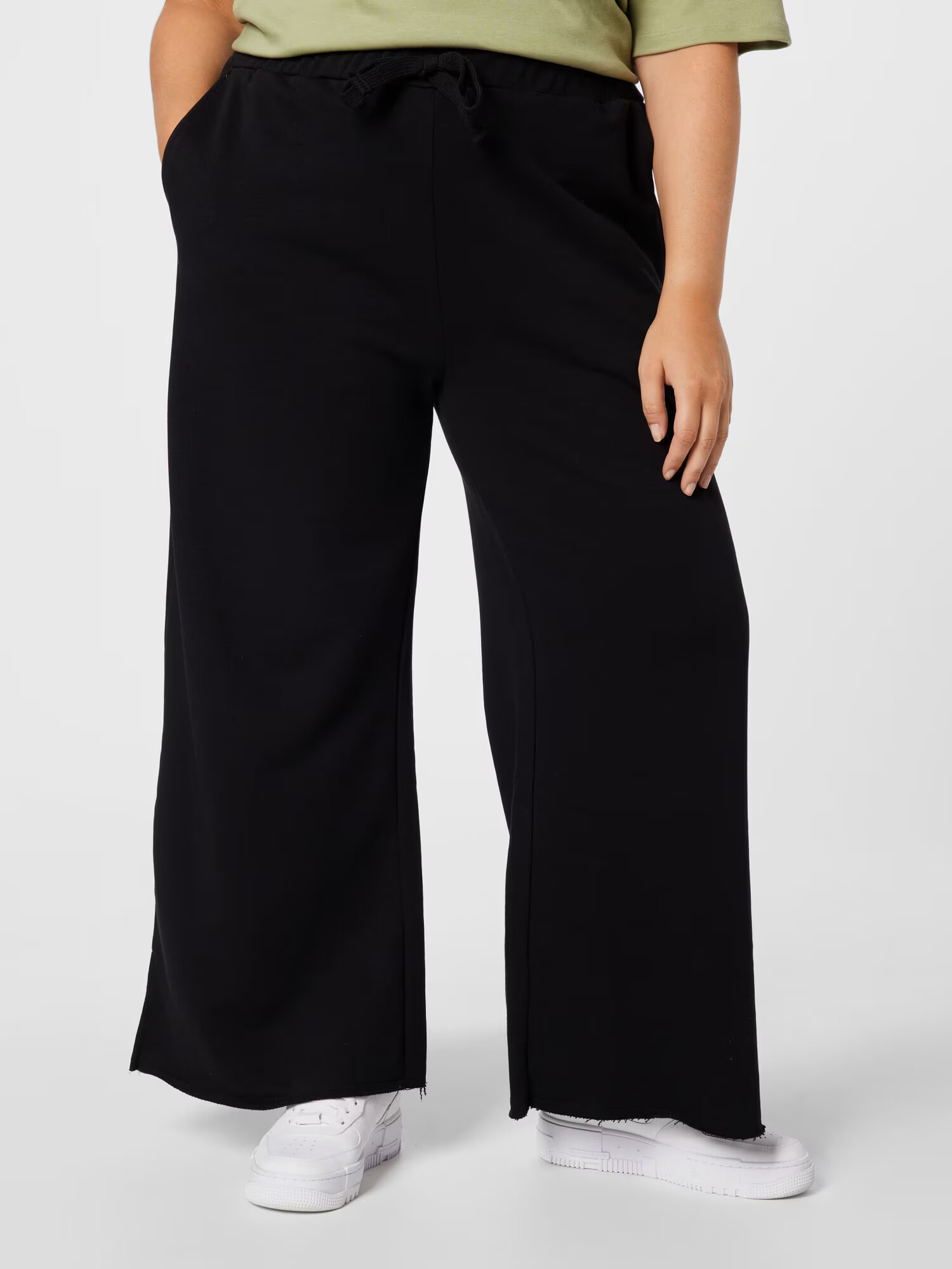 NU-IN Plus Pantaloni negru - Pled.ro