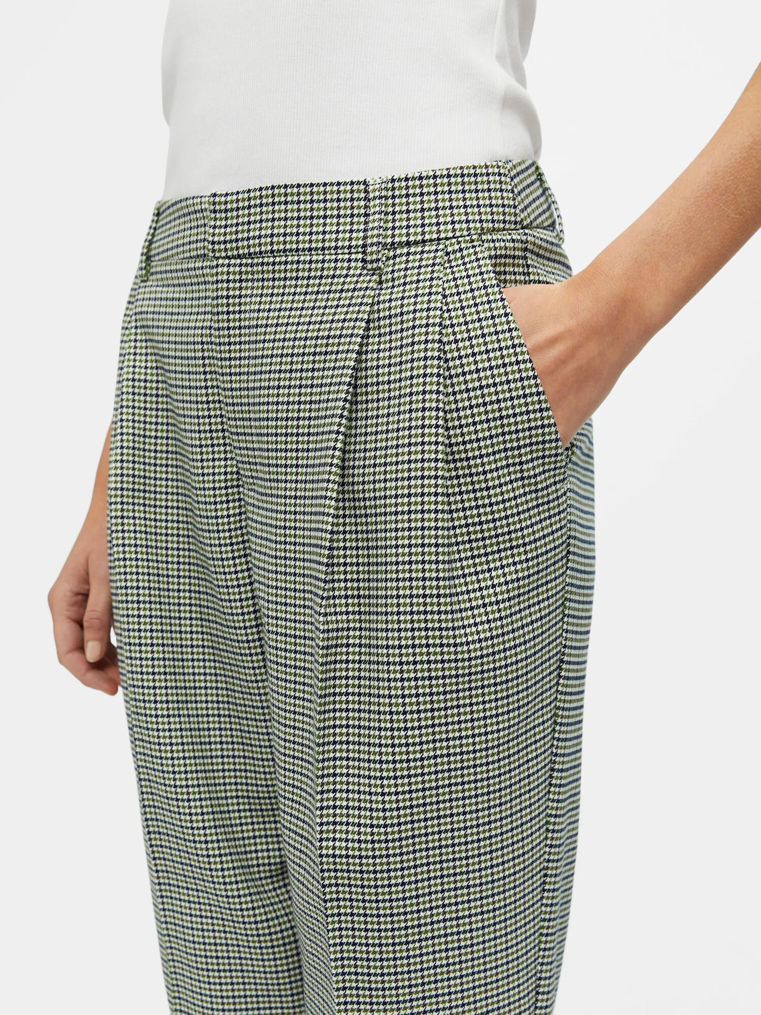 OBJECT Pantaloni cutați 'KELLY' oliv / negru / alb - Pled.ro