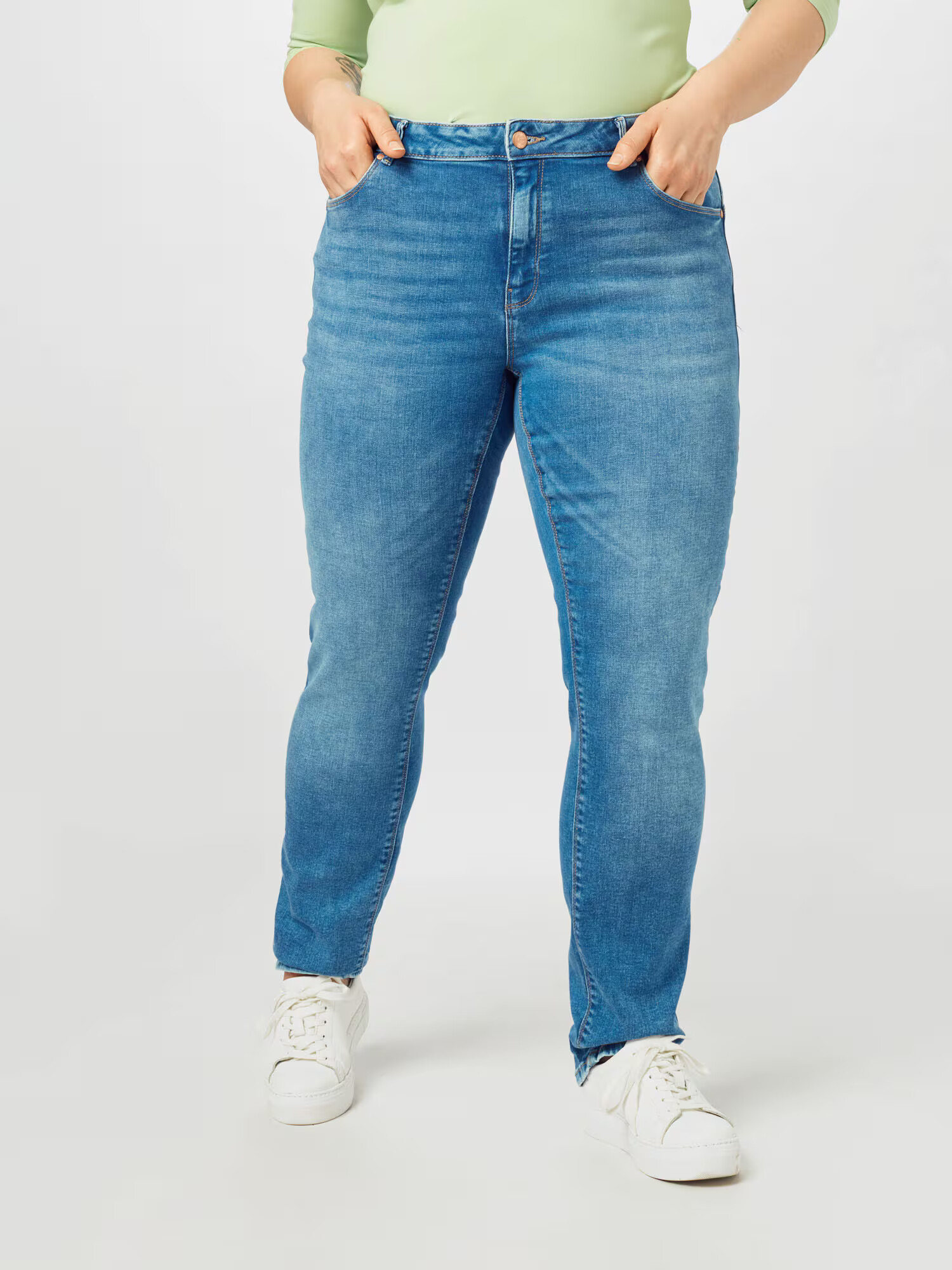 ONLY Carmakoma Jeans 'Laola' albastru denim - Pled.ro