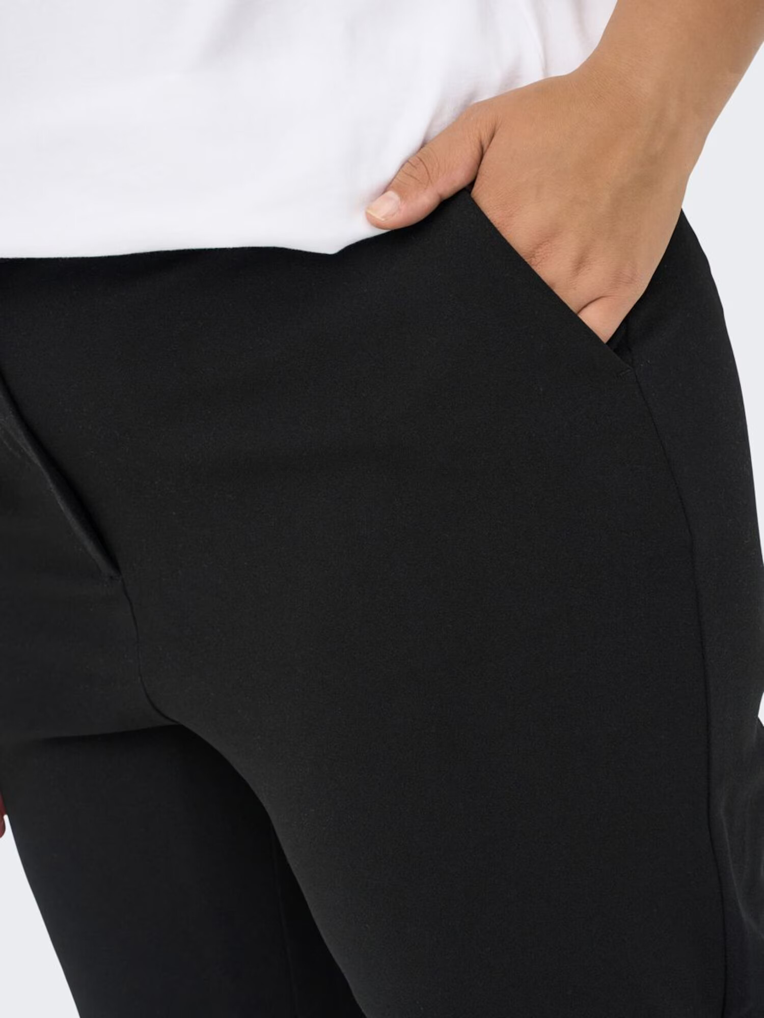 ONLY Carmakoma Pantaloni negru - Pled.ro