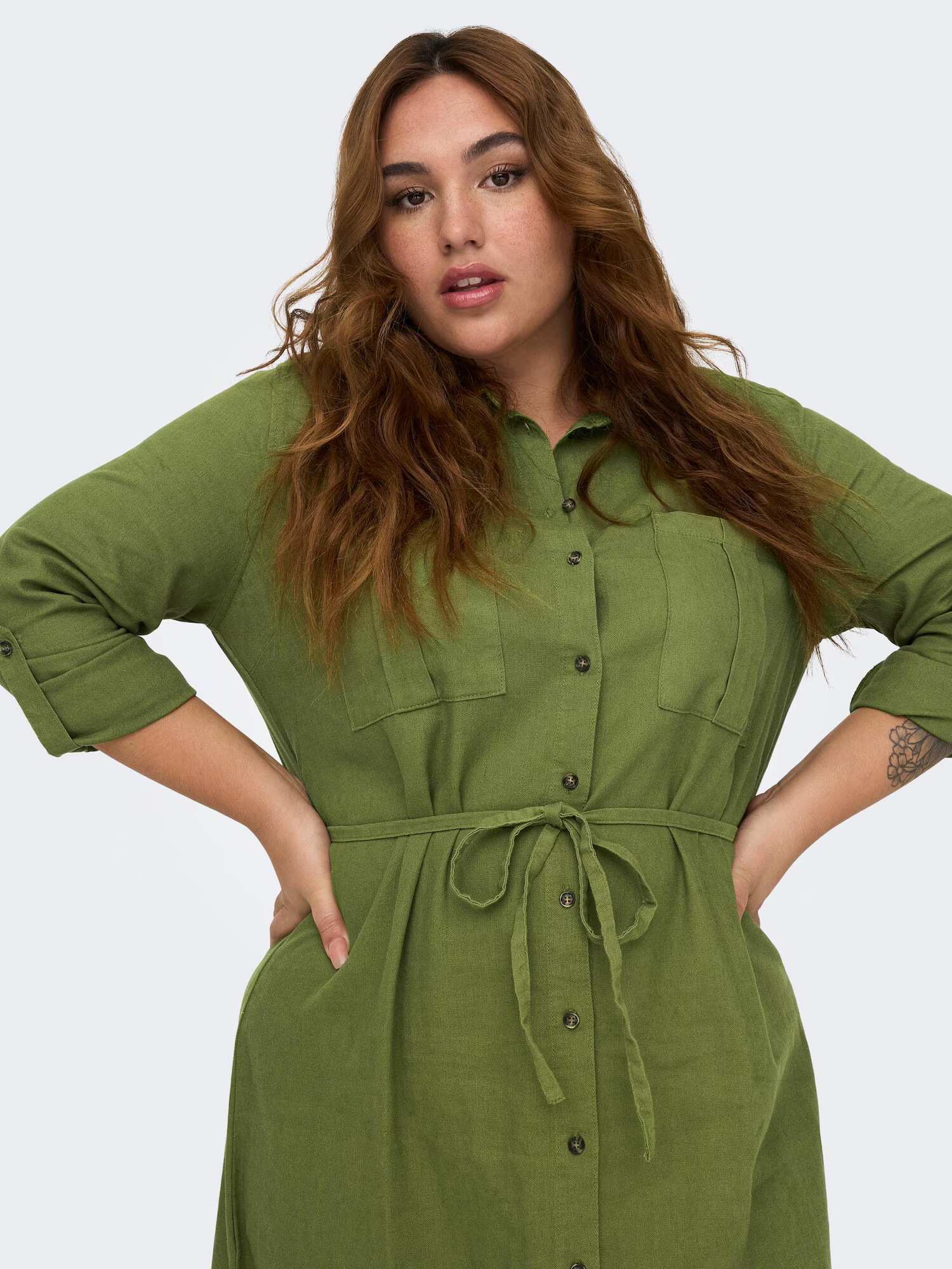 ONLY Carmakoma Rochie tip bluză 'Caro' verde stuf - Pled.ro