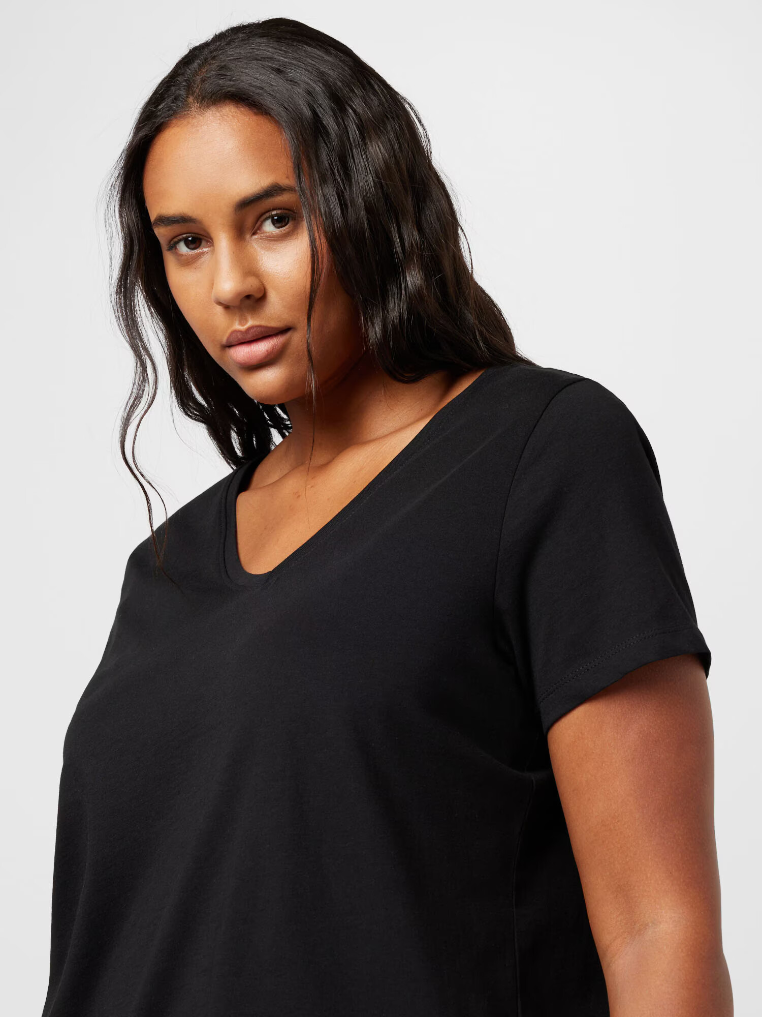 ONLY Carmakoma Tricou 'Bonnie' negru - Pled.ro