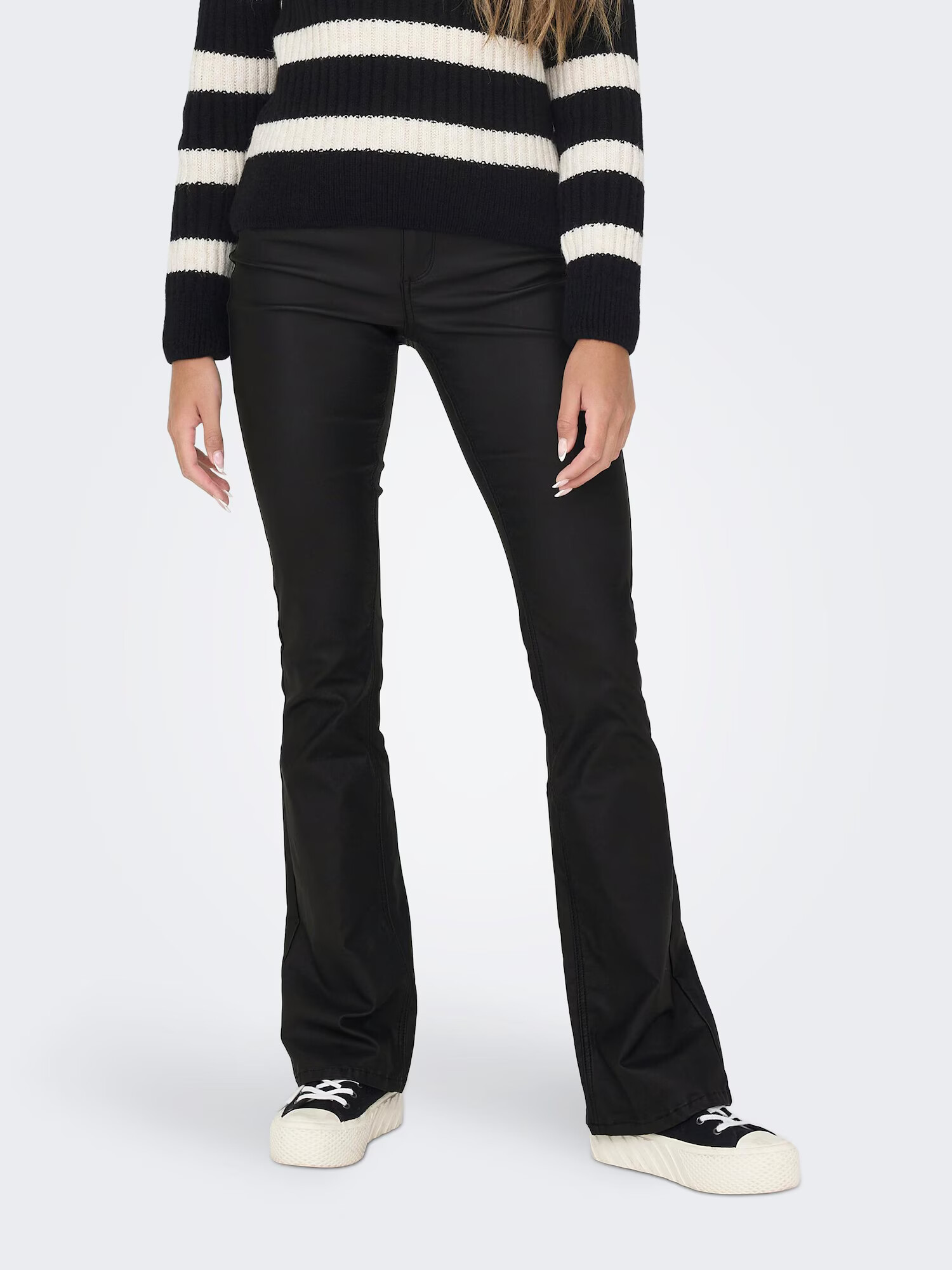 ONLY Pantaloni 'BLUSH' negru - Pled.ro