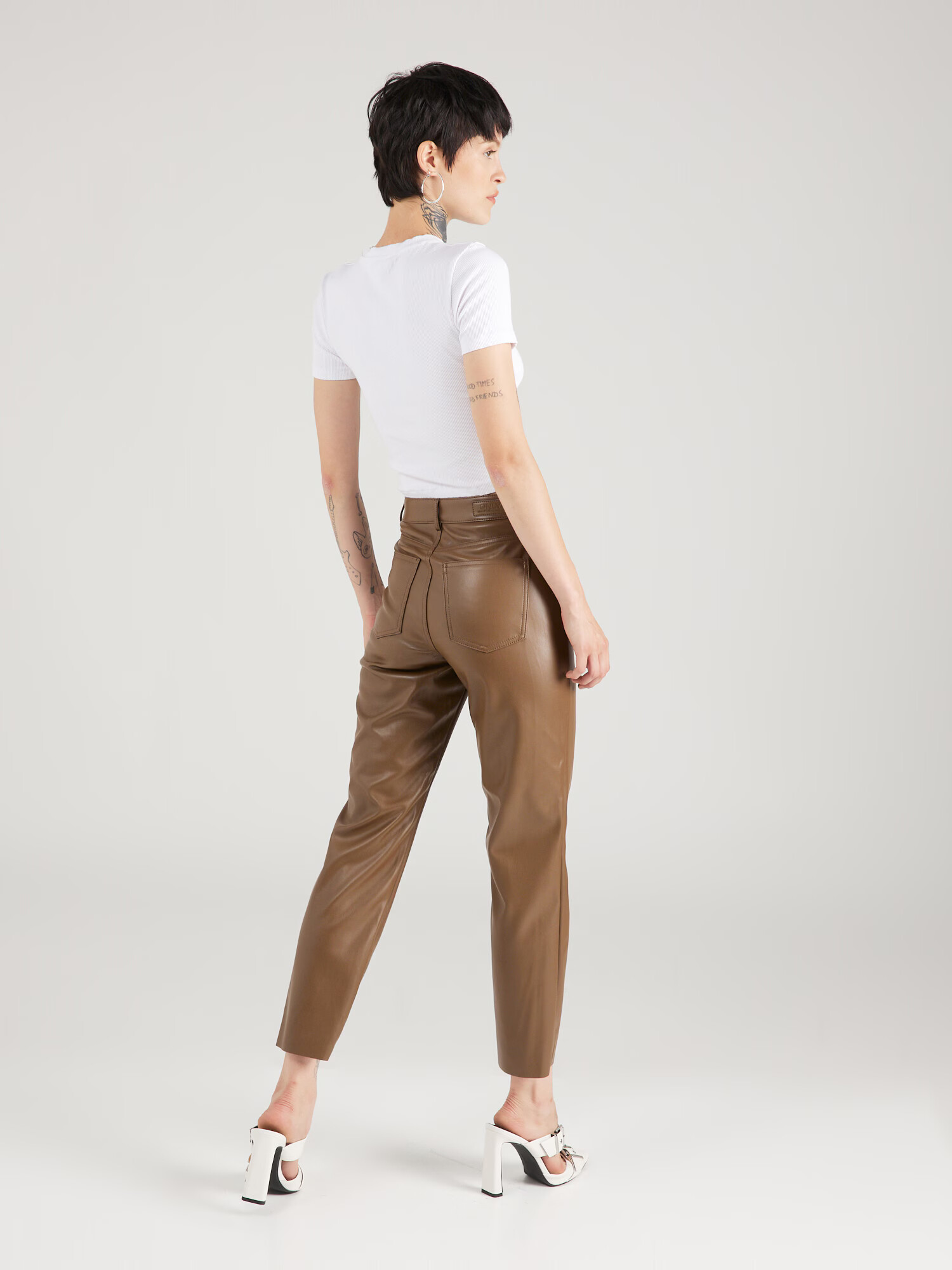 ONLY Pantaloni 'EMILY' maro deschis - Pled.ro