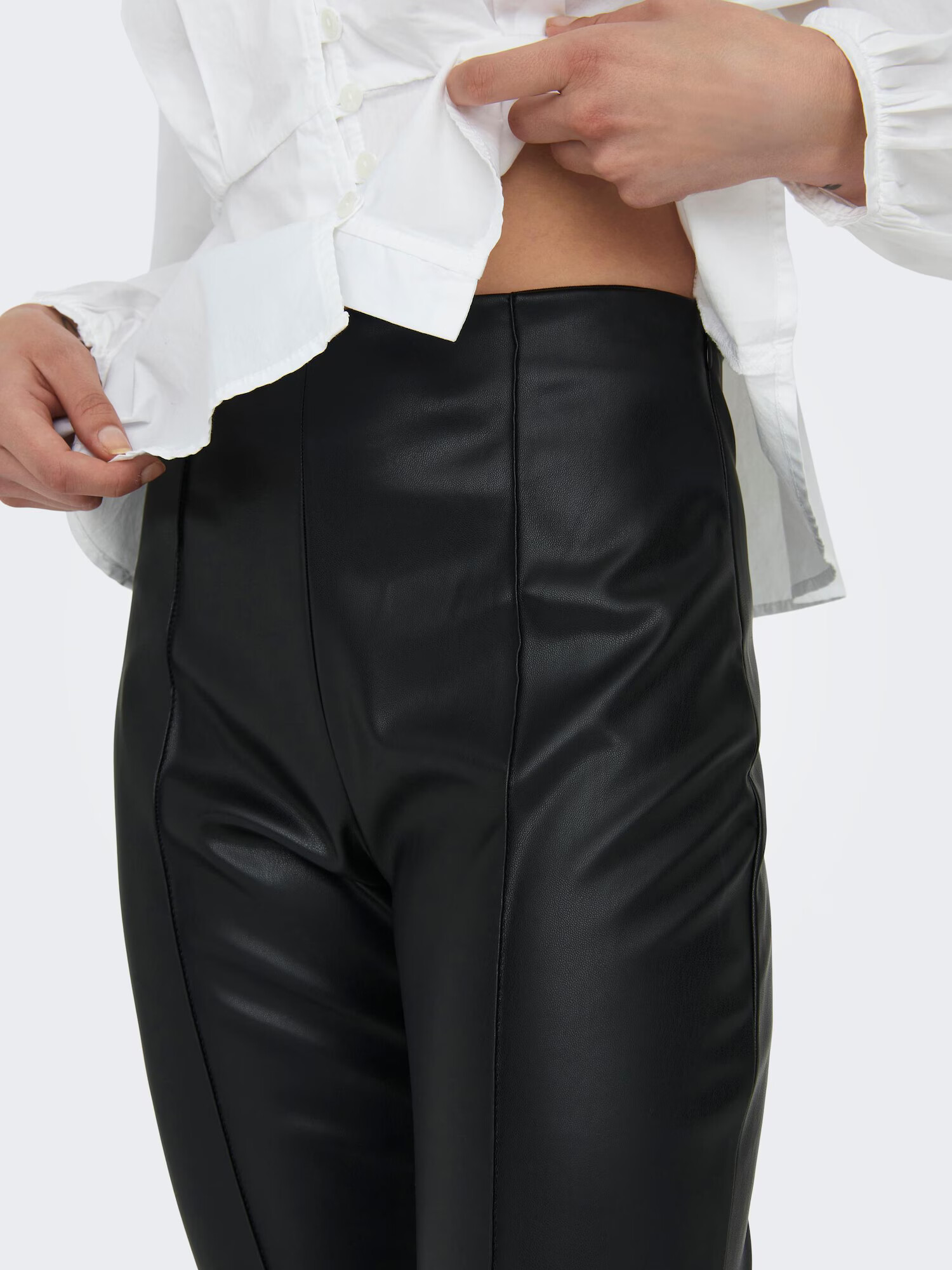 ONLY Pantaloni 'IDINA' negru - Pled.ro