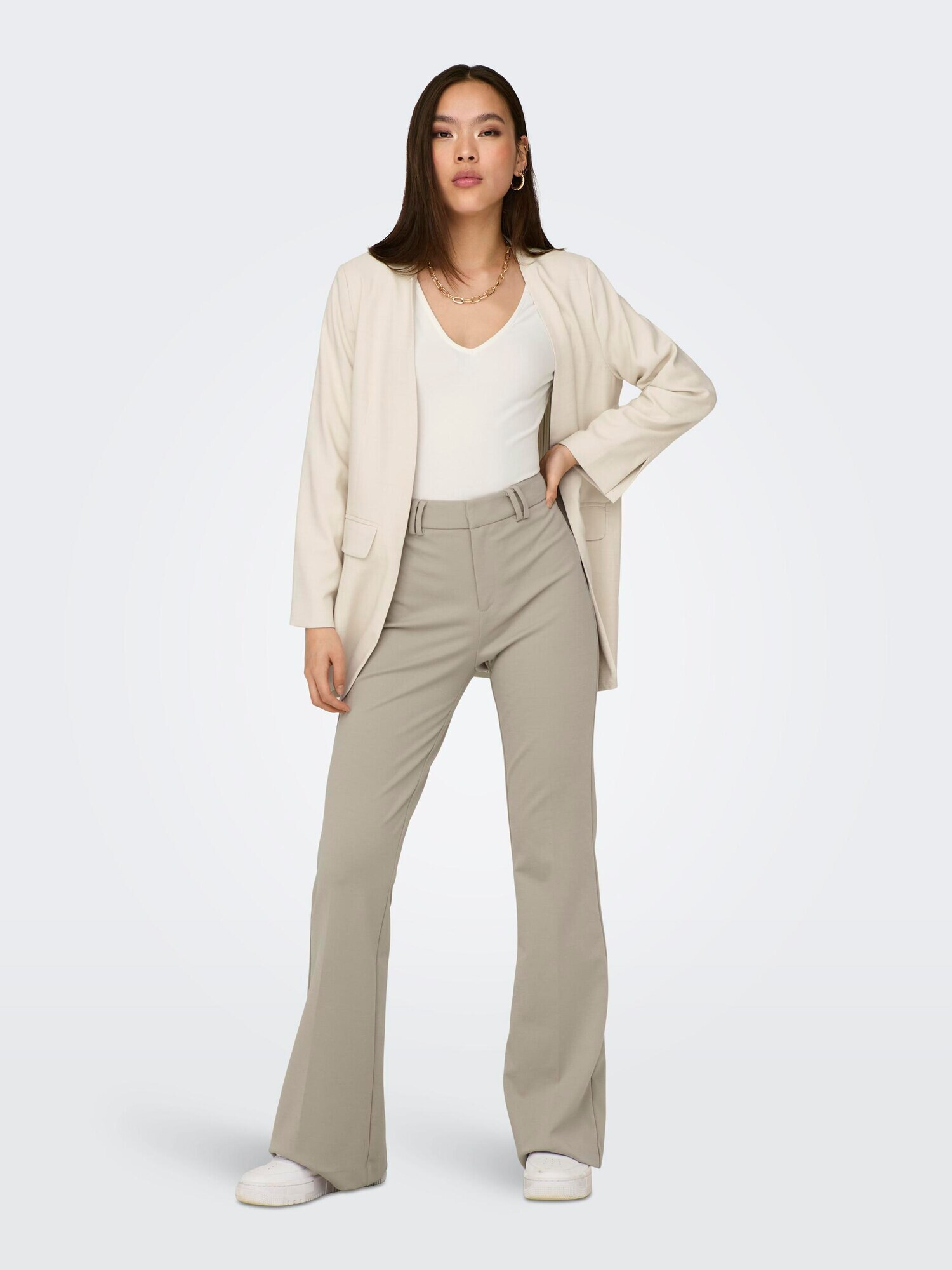 ONLY Pantaloni 'PEACH' alb kitt - Pled.ro