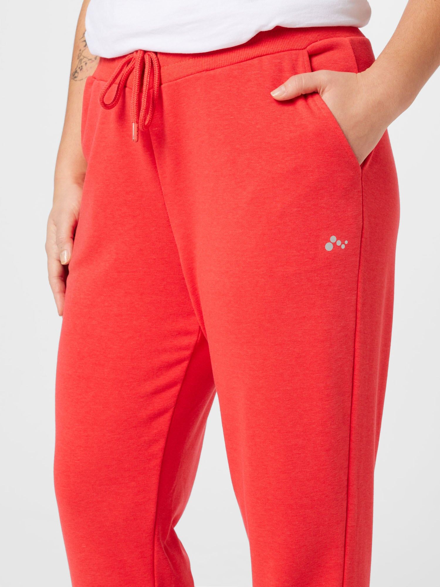 Only Play Curvy Pantaloni sport 'ELINA' gri argintiu / roșu orange - Pled.ro