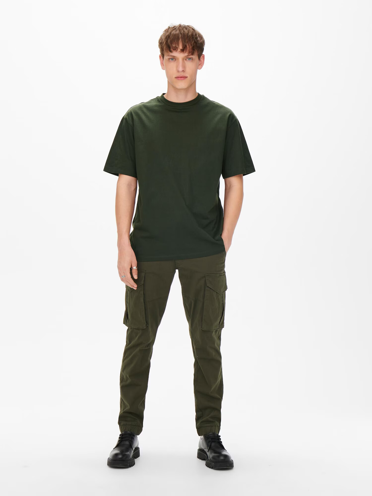 Only & Sons Tricou 'Fred' verde pin - Pled.ro