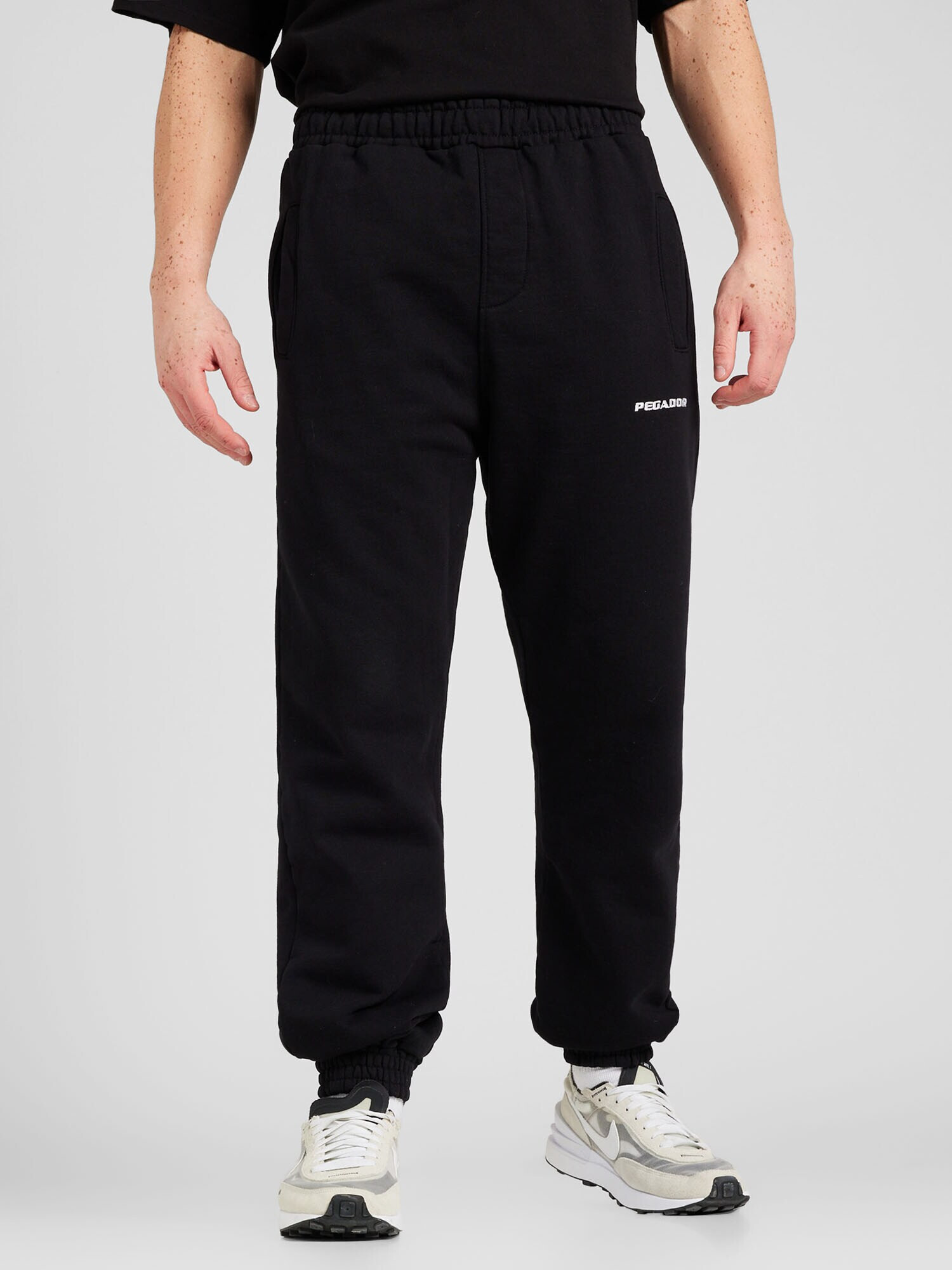 Pegador Pantaloni negru / alb murdar - Pled.ro