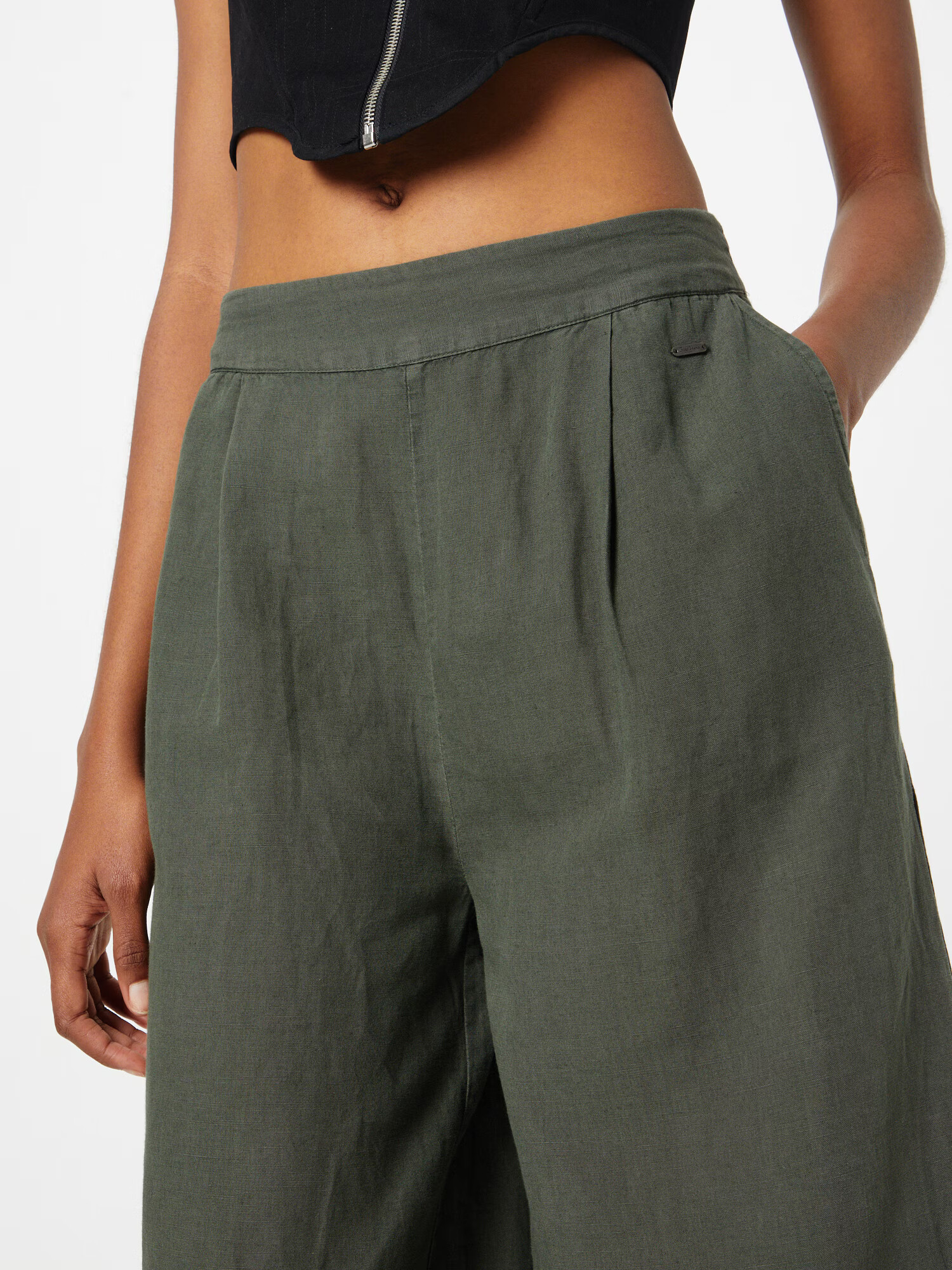 Pepe Jeans Pantaloni 'Feva' oliv - Pled.ro