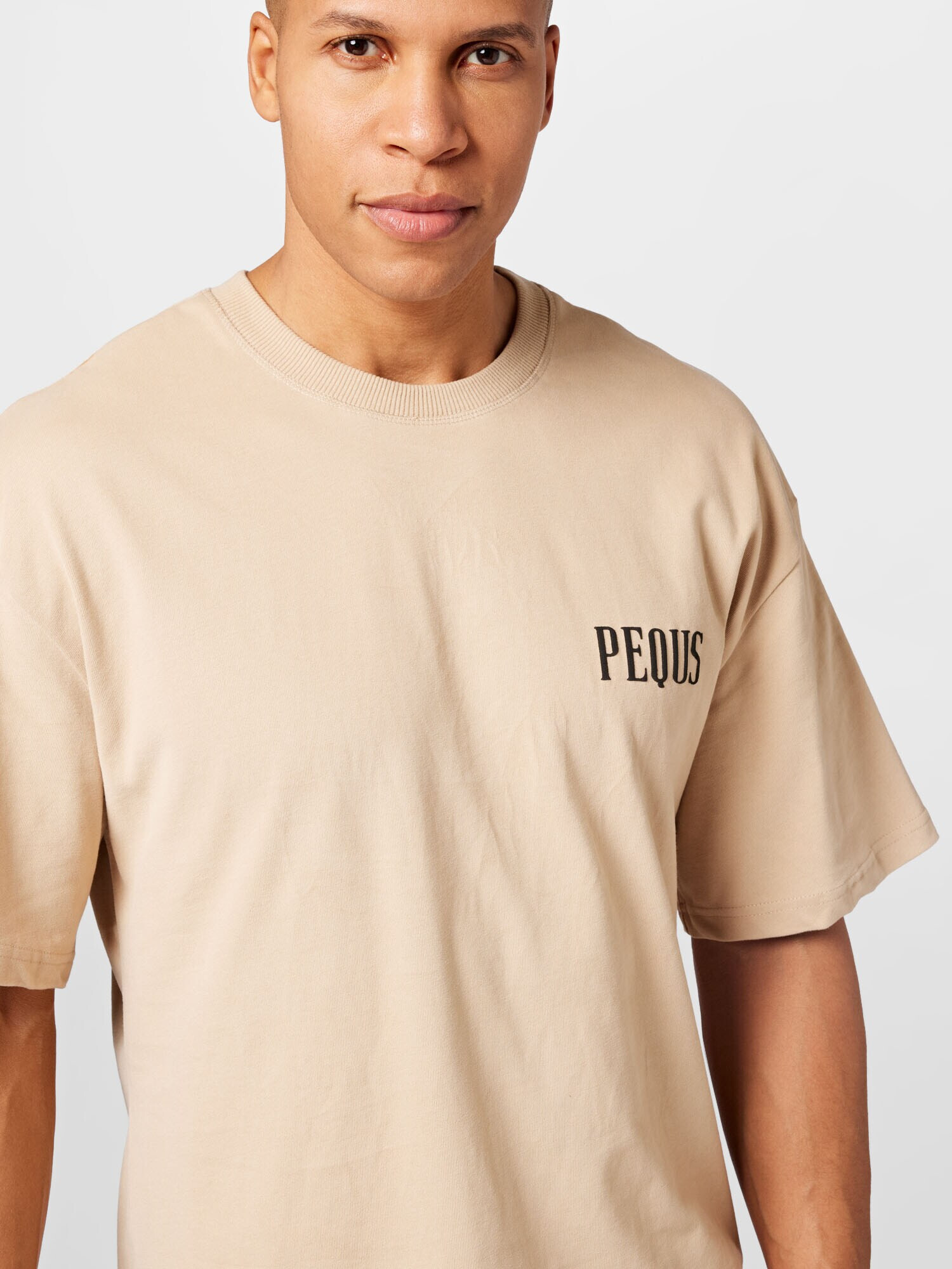 Pequs Tricou bej / negru - Pled.ro