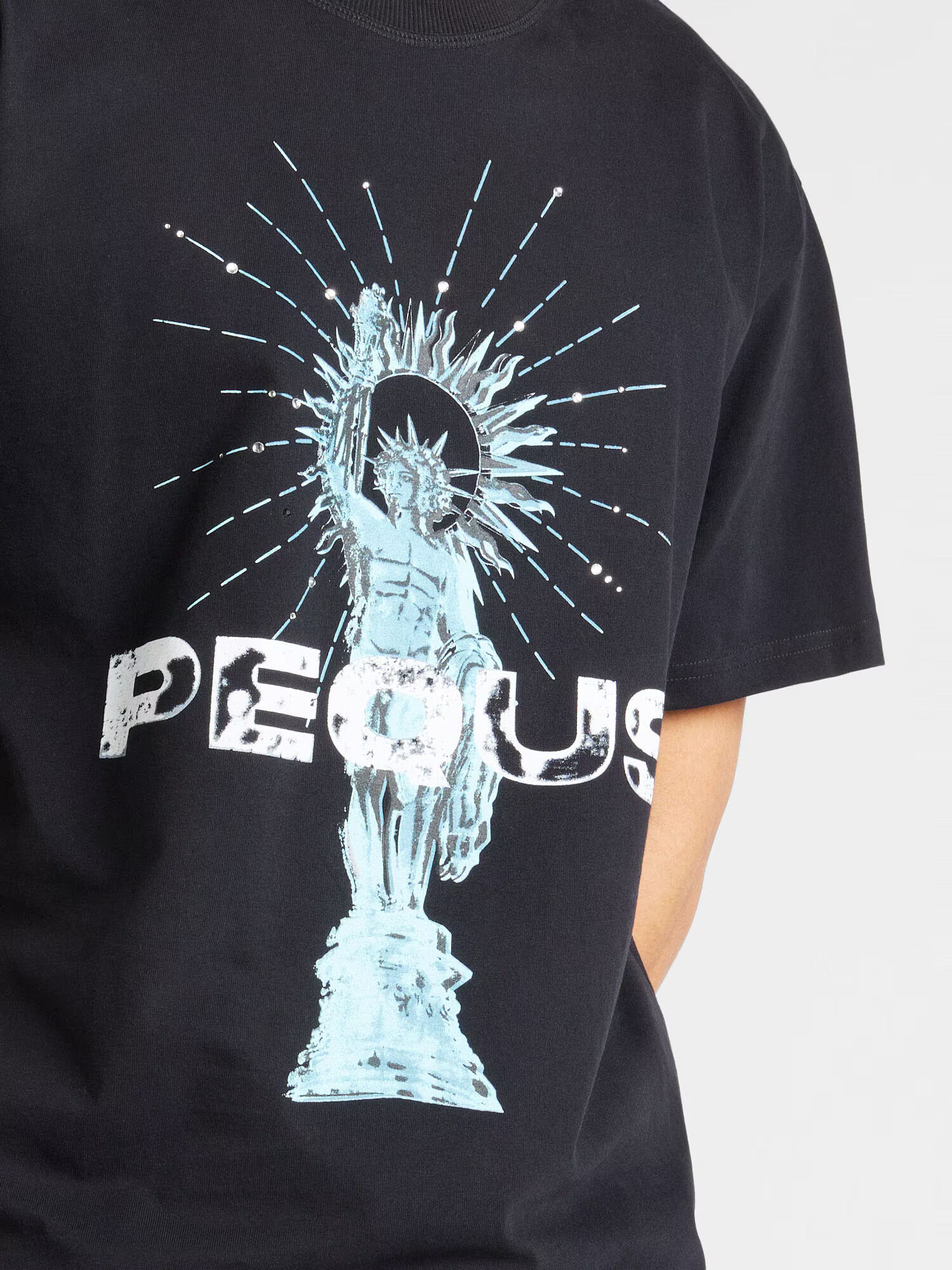 Pequs Tricou 'Helios' albastru deschis / negru / alb murdar - Pled.ro