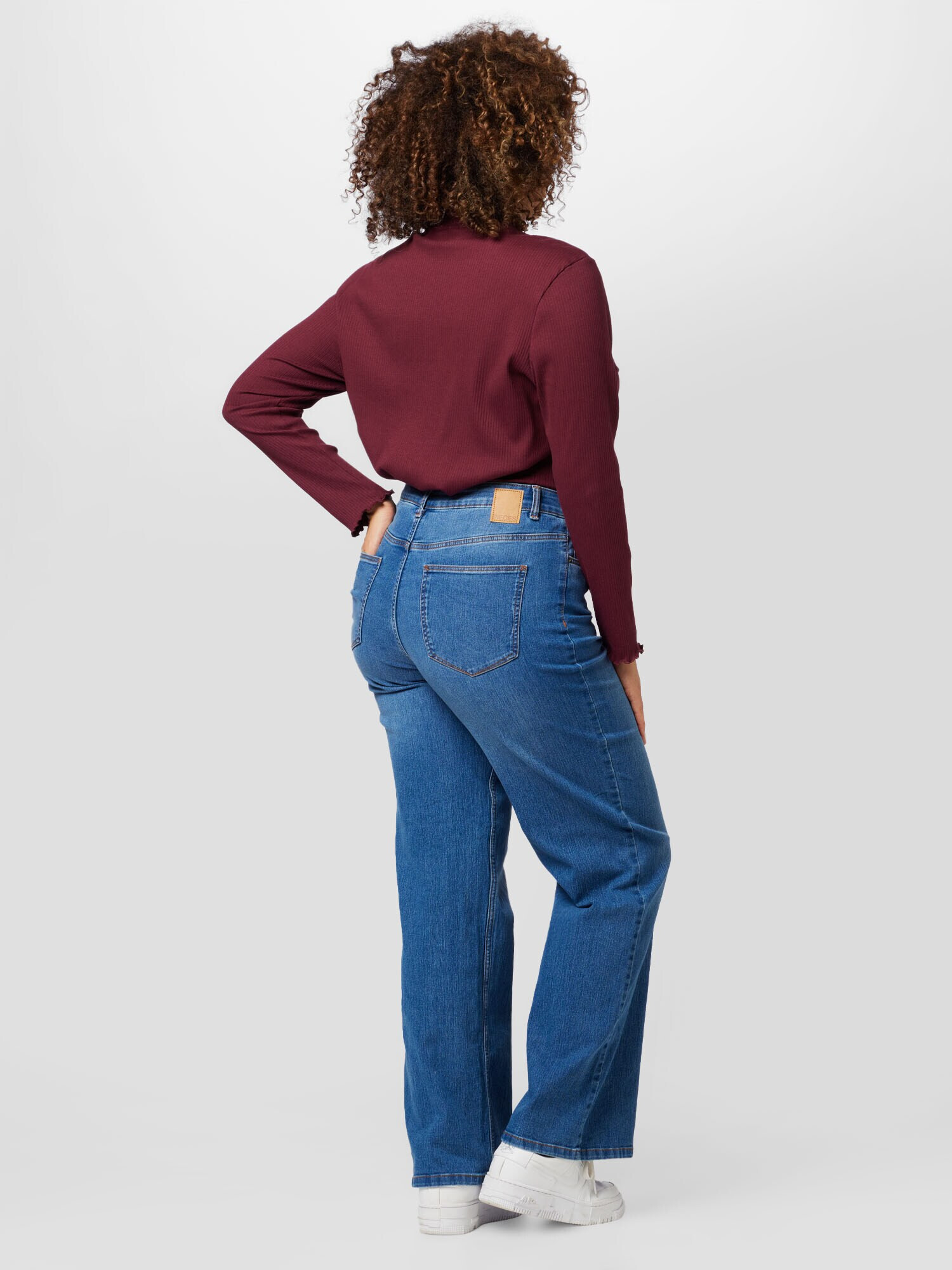 PIECES Curve Jeans 'PEGGY' albastru denim - Pled.ro