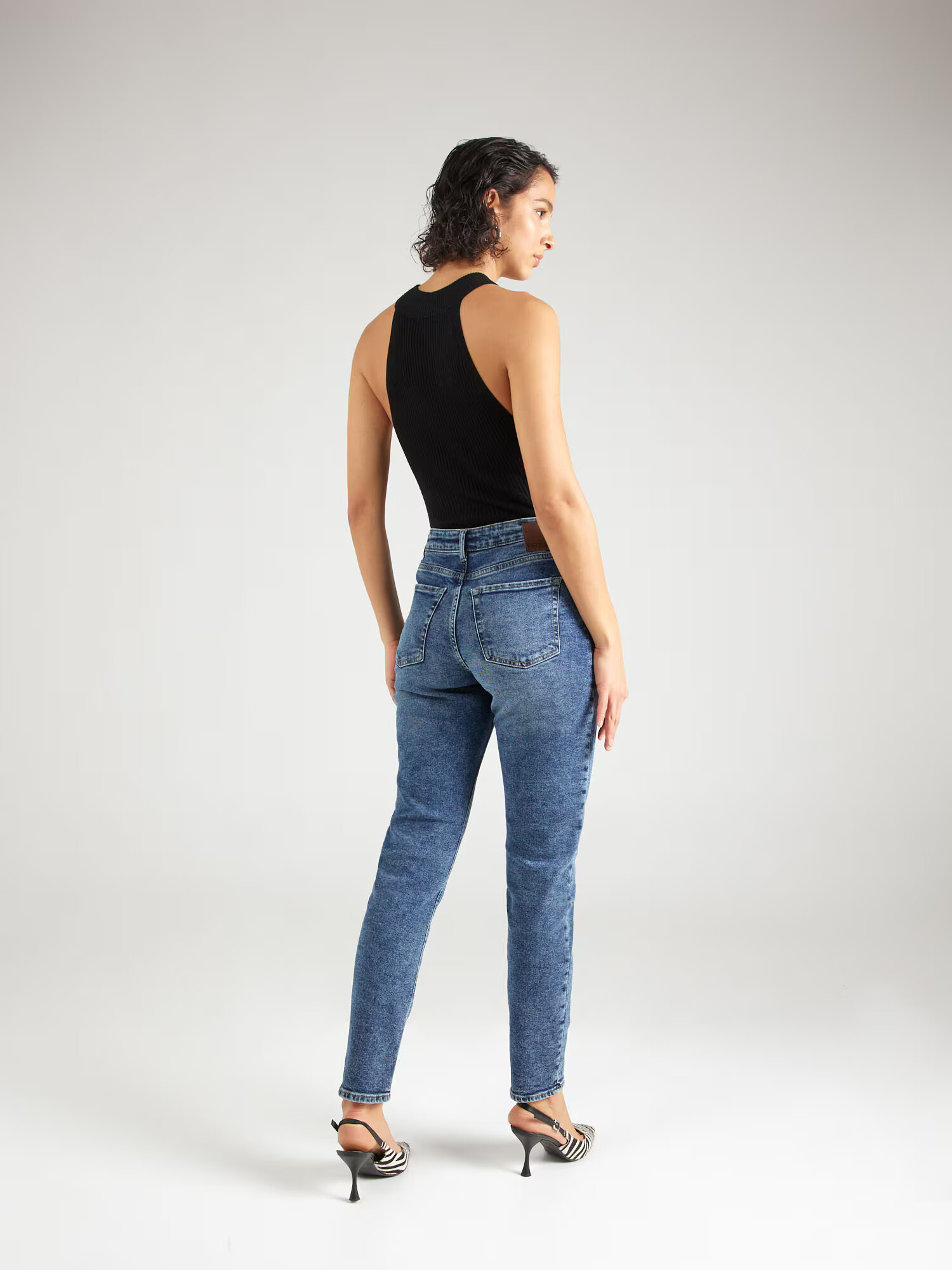 PIECES Jeans 'BELLA' albastru denim - Pled.ro