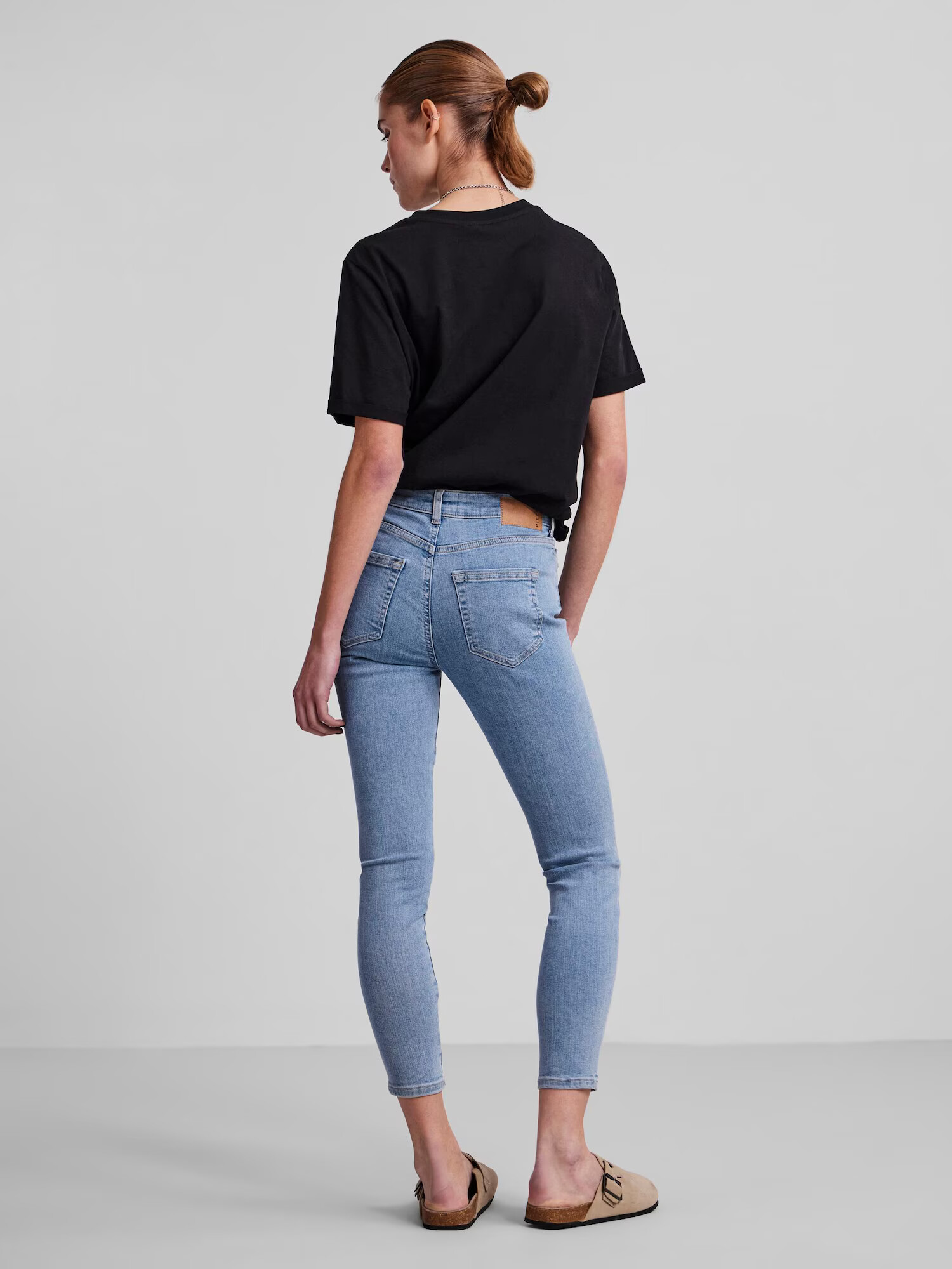 PIECES Jeans 'Delly' albastru - Pled.ro