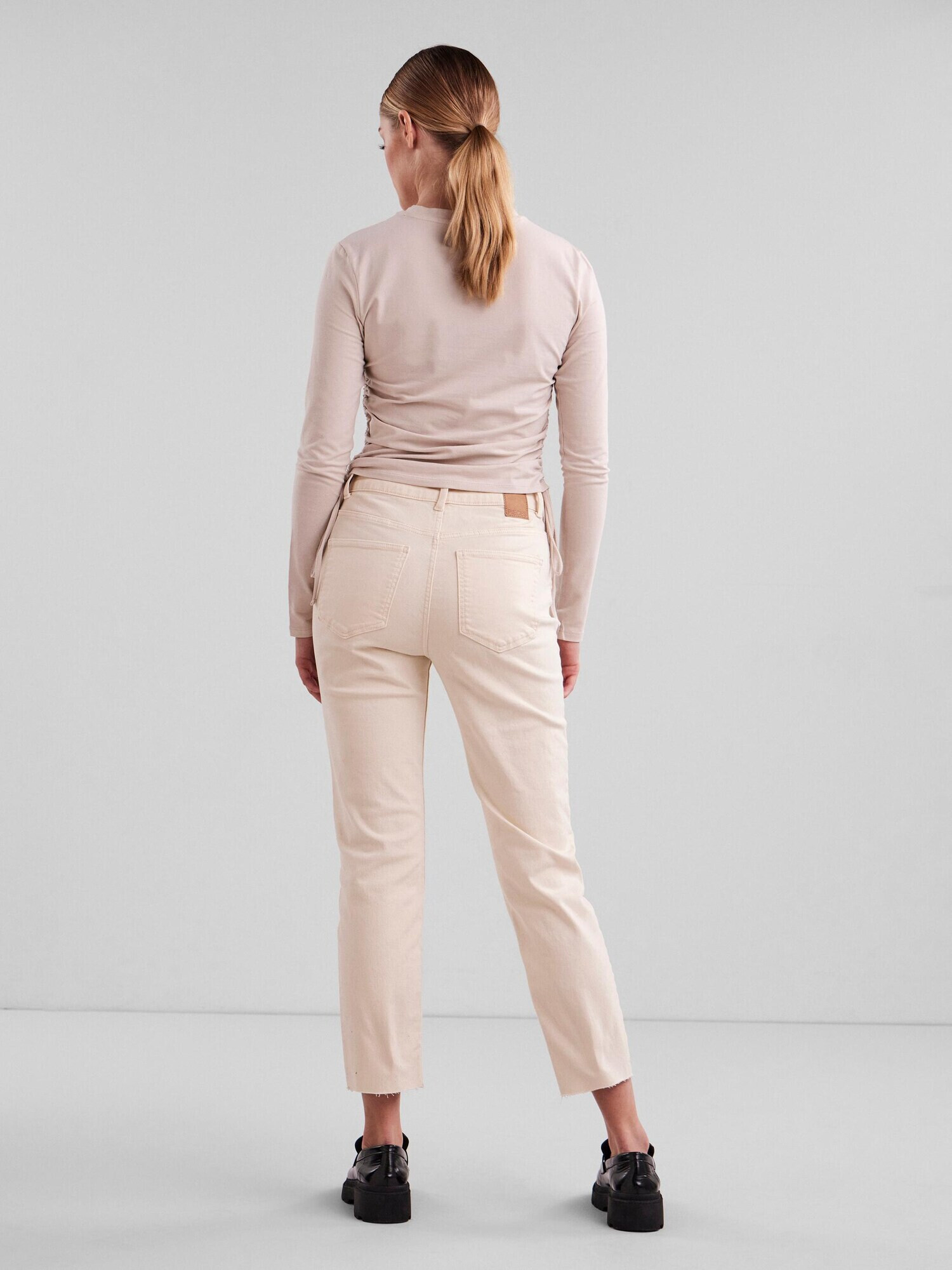 PIECES Jeans 'Leah' crem - Pled.ro