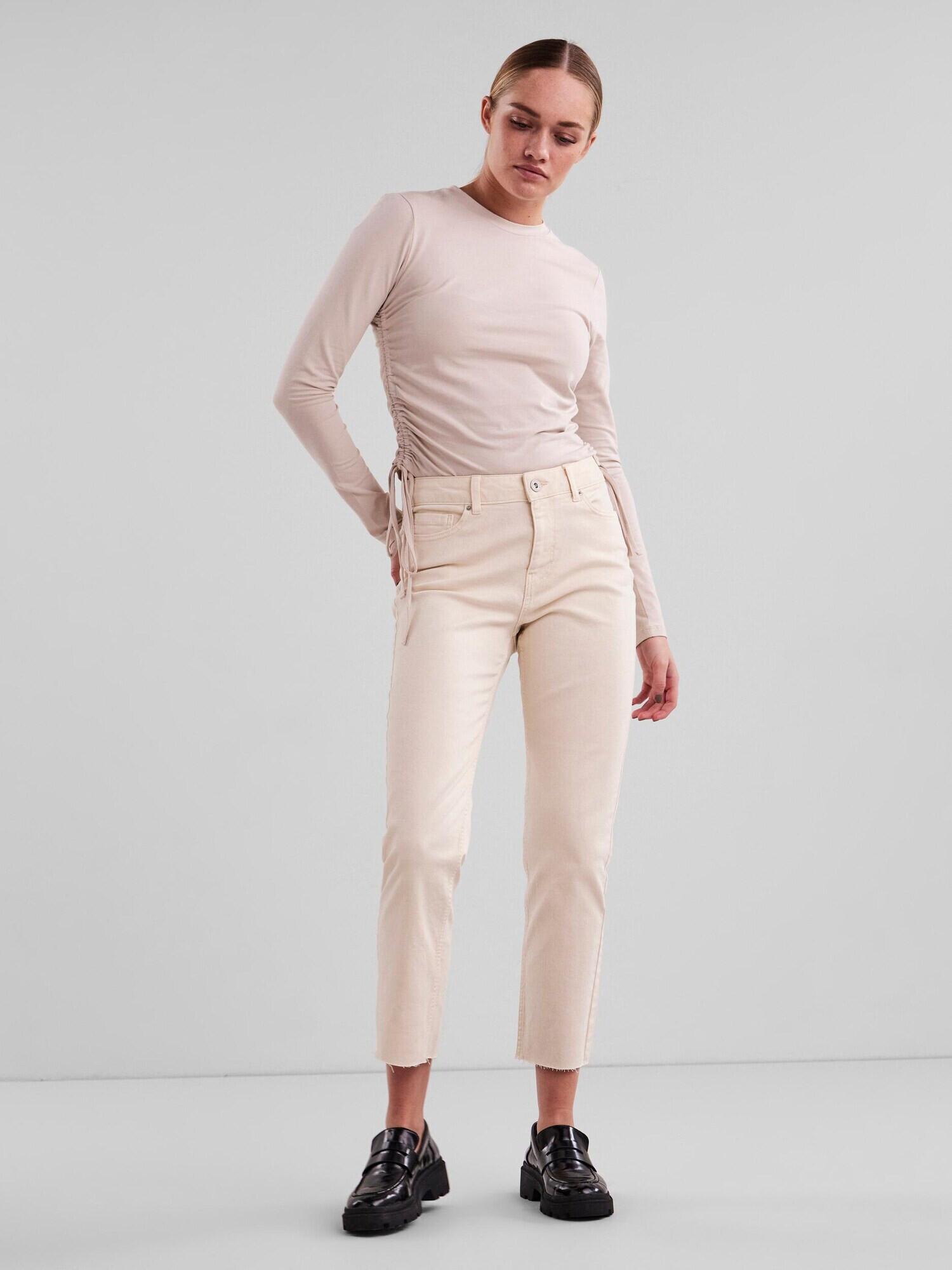 PIECES Jeans 'Leah' crem - Pled.ro