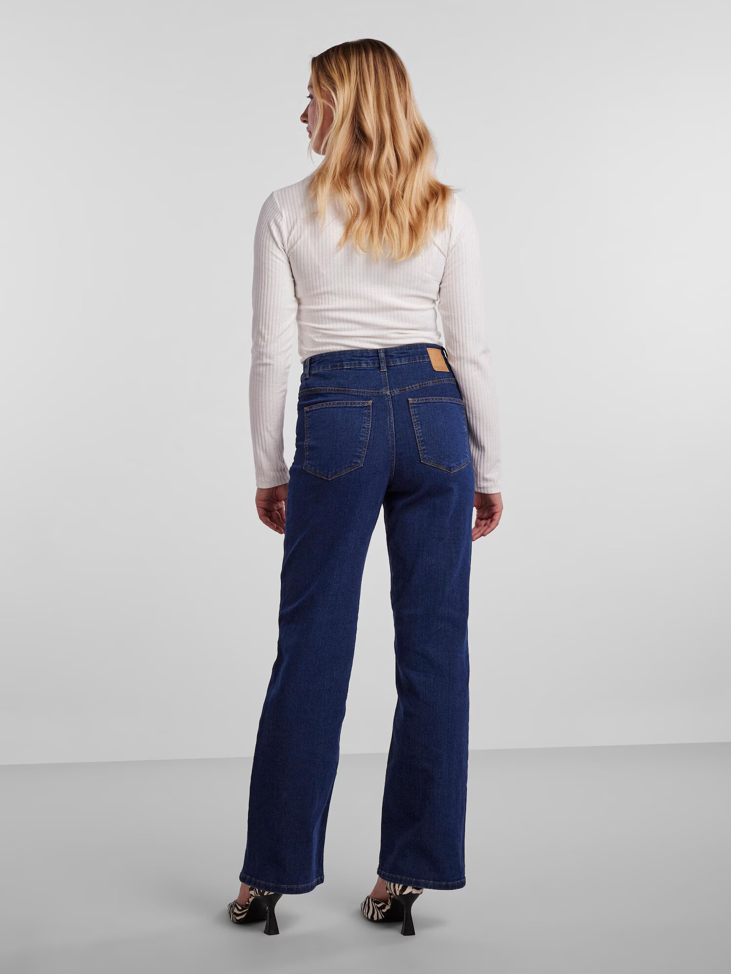 PIECES Jeans 'Peggy' albastru denim - Pled.ro