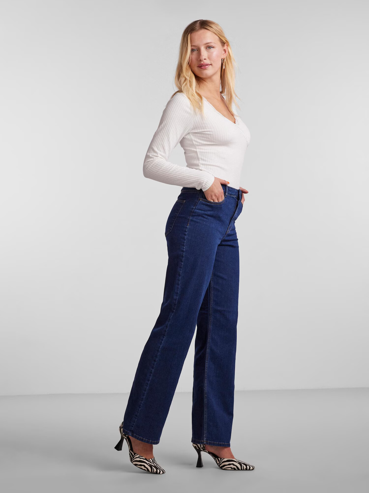 PIECES Jeans 'Peggy' albastru denim - Pled.ro