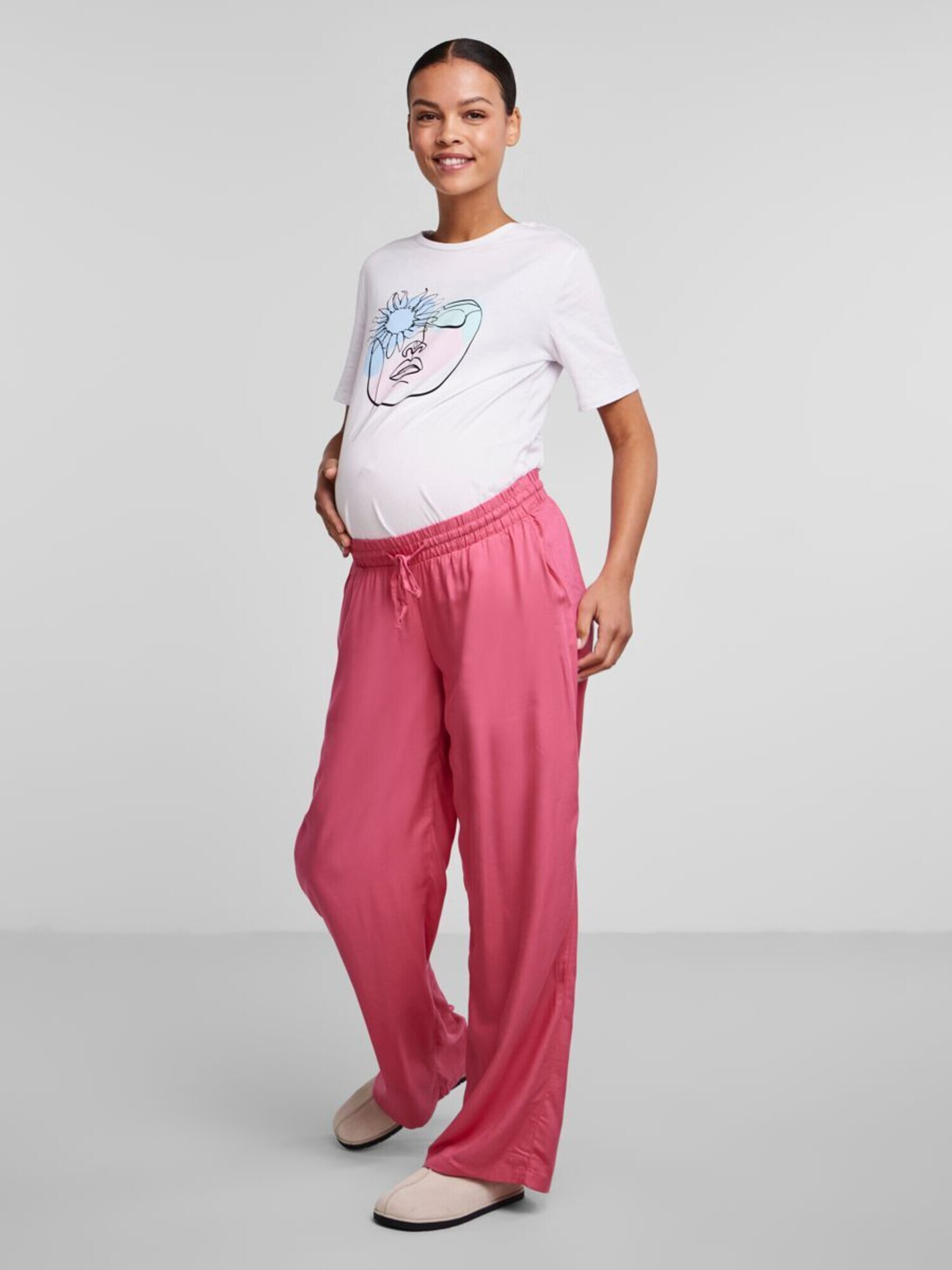 Pieces Maternity Pantaloni 'HYA' roz - Pled.ro