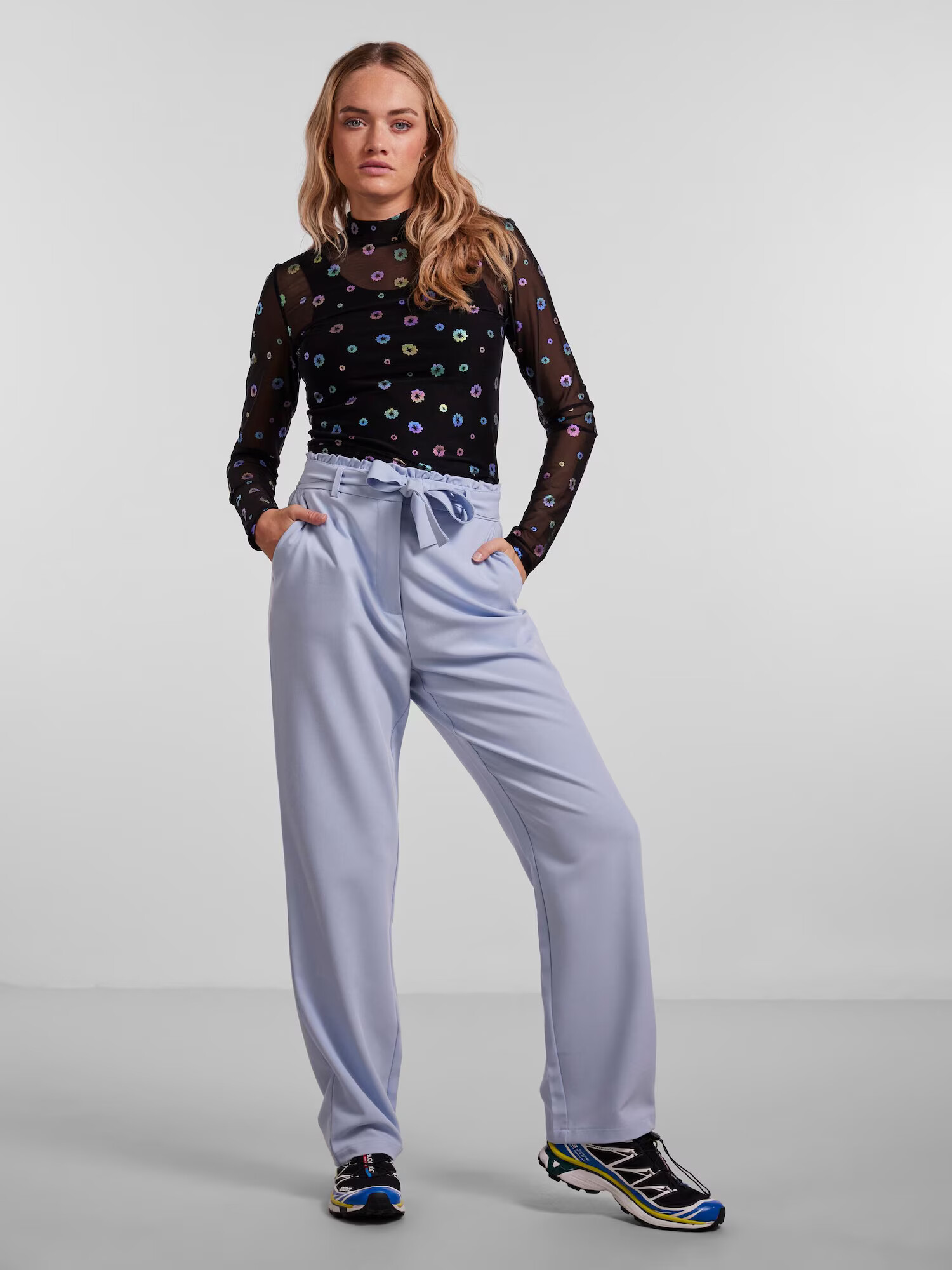 PIECES Pantaloni albastru pastel - Pled.ro