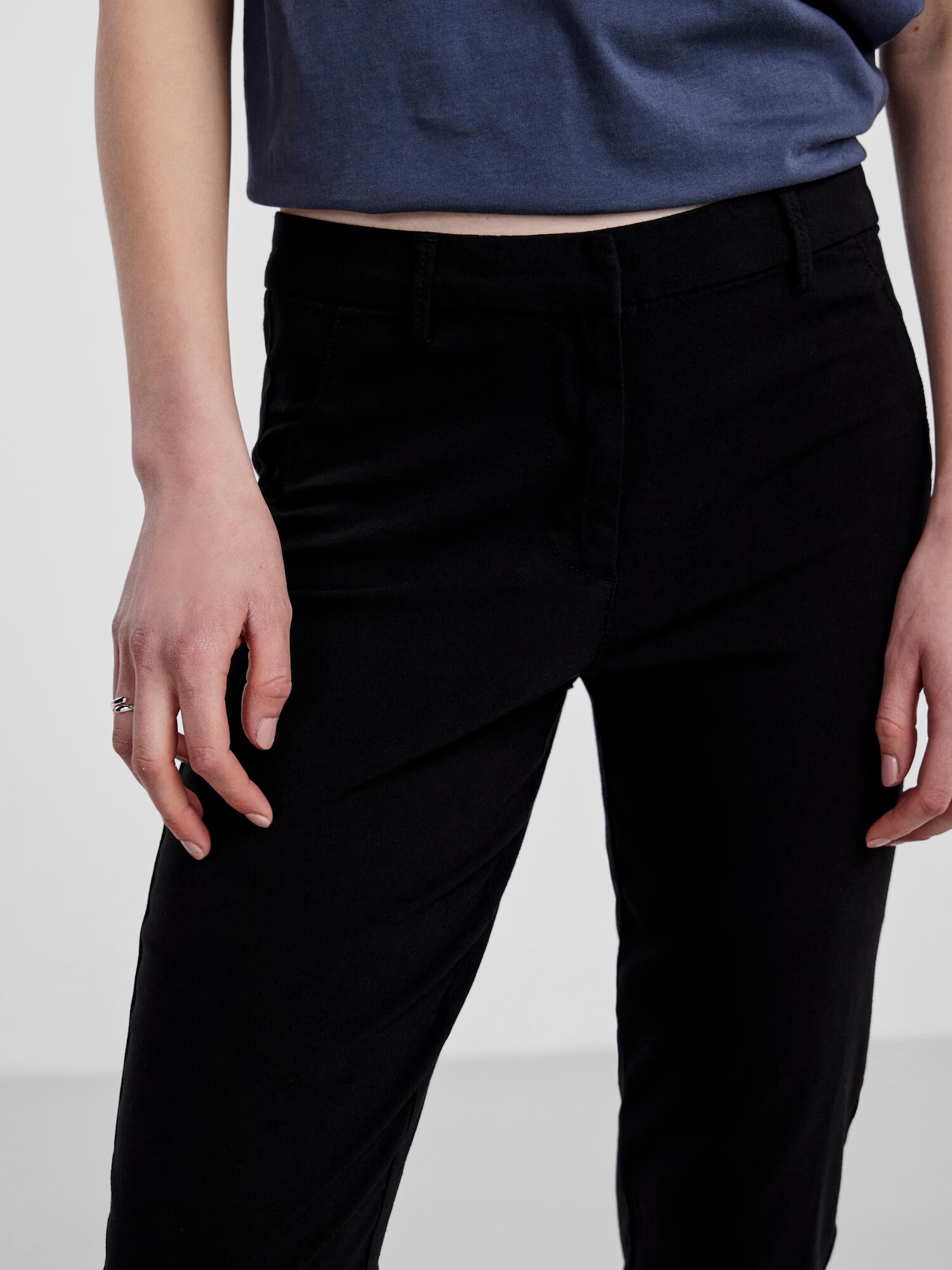 PIECES Pantaloni eleganți negru - Pled.ro