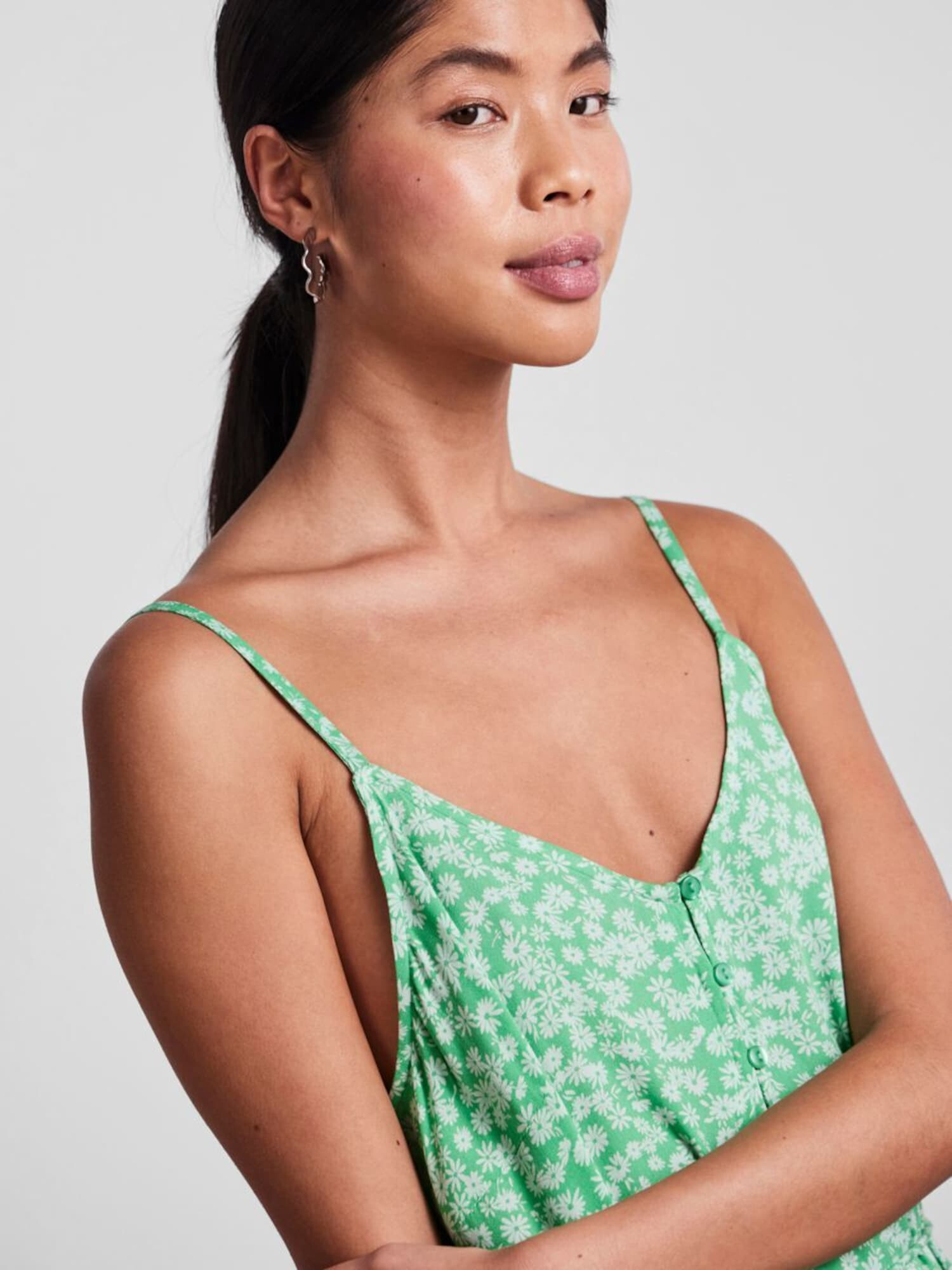 PIECES Rochie 'Nya' verde / alb - Pled.ro