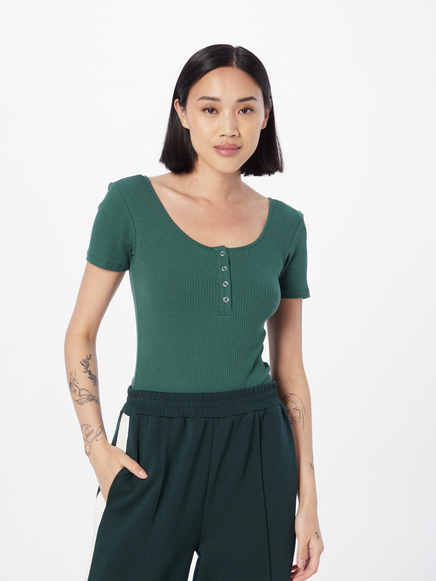 PIECES Tricou 'KITTE' verde smarald - Pled.ro