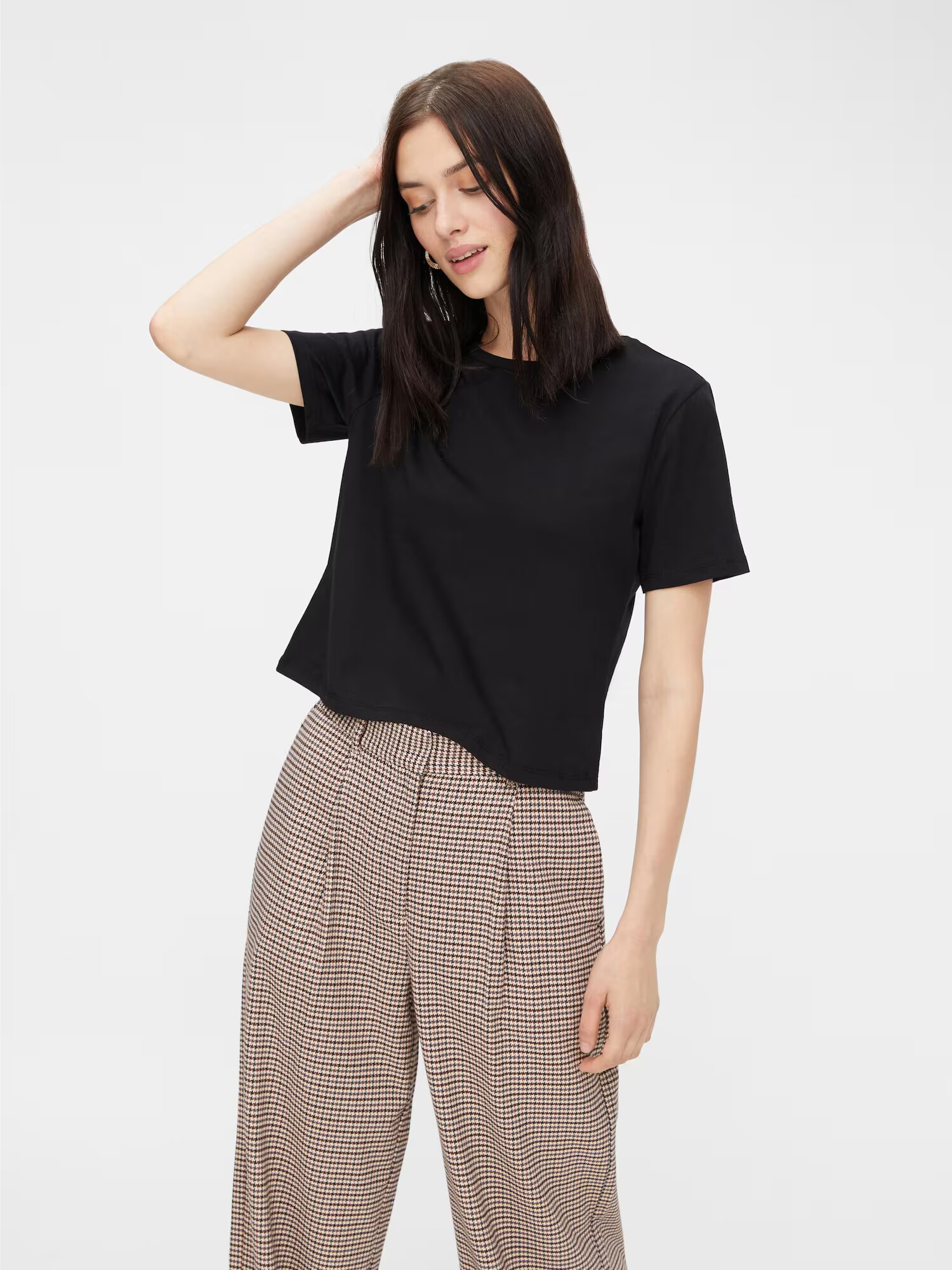 PIECES Tricou 'RINA' negru - Pled.ro