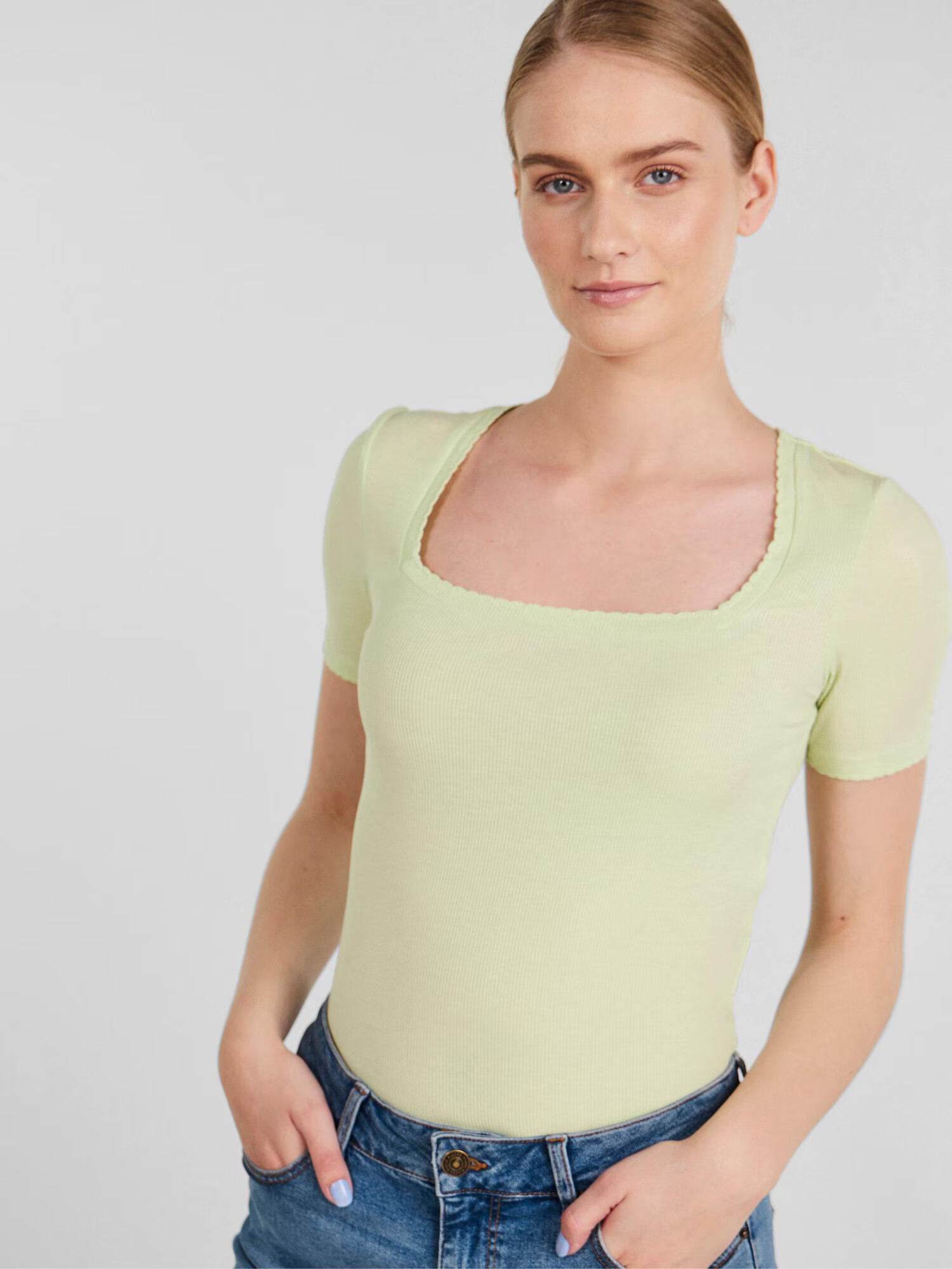 PIECES Tricou 'Val' verde / verde pastel - Pled.ro