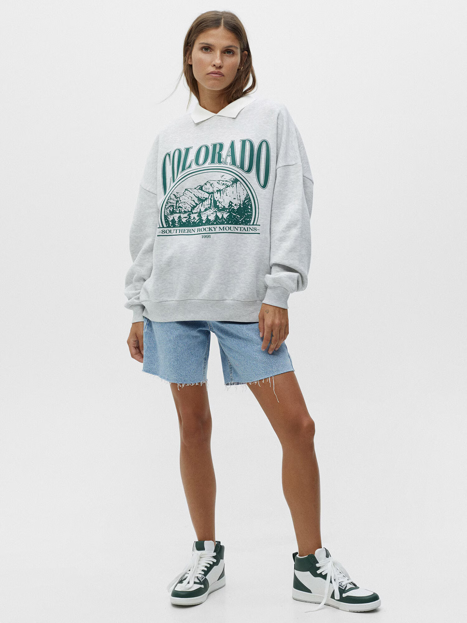 Pull&Bear Bluză de molton gri amestecat / verde smarald / alb - Pled.ro