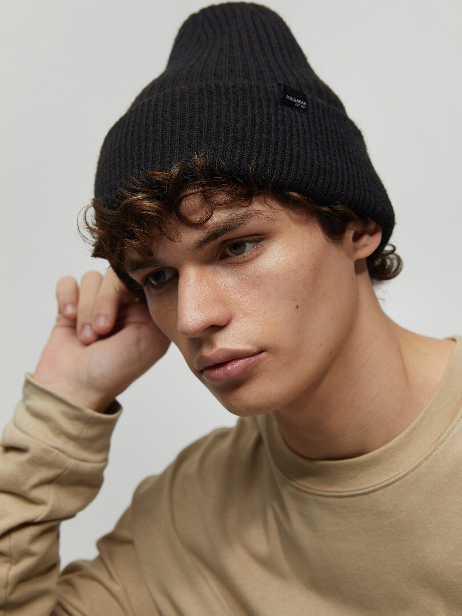 Pull&Bear Căciulă negru - Pled.ro