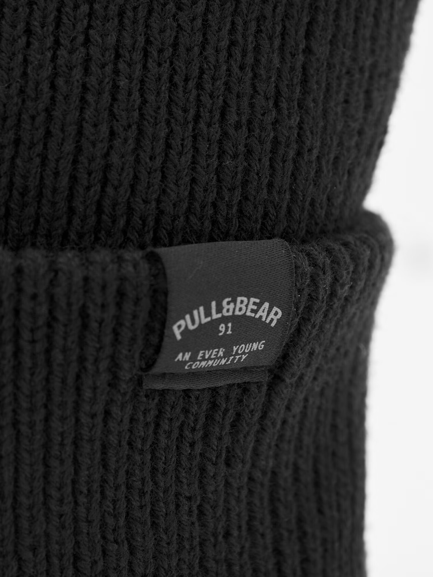 Pull&Bear Căciulă negru - Pled.ro