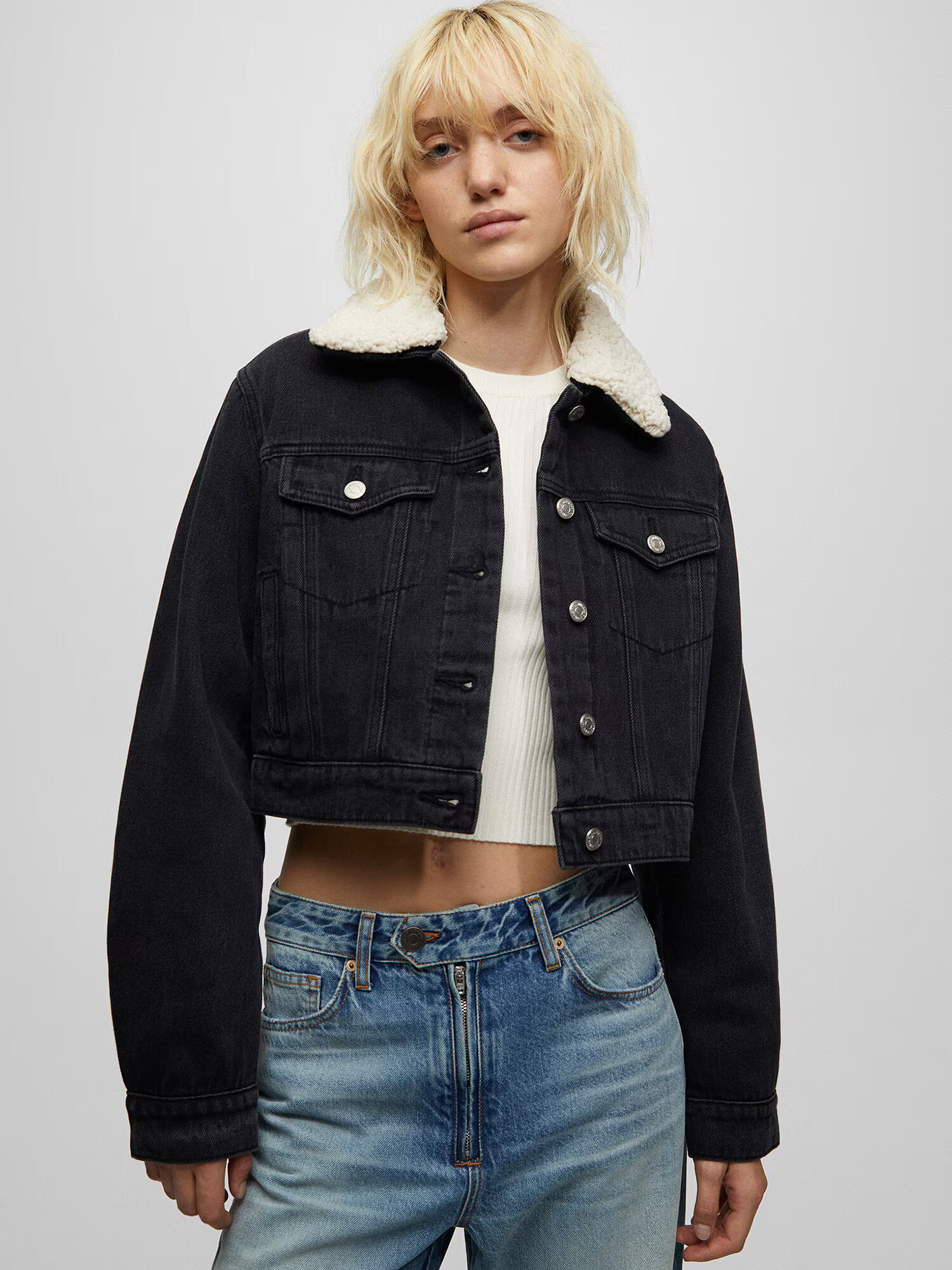 Pull&Bear Geacă de primăvară-toamnă crem / negru denim - Pled.ro